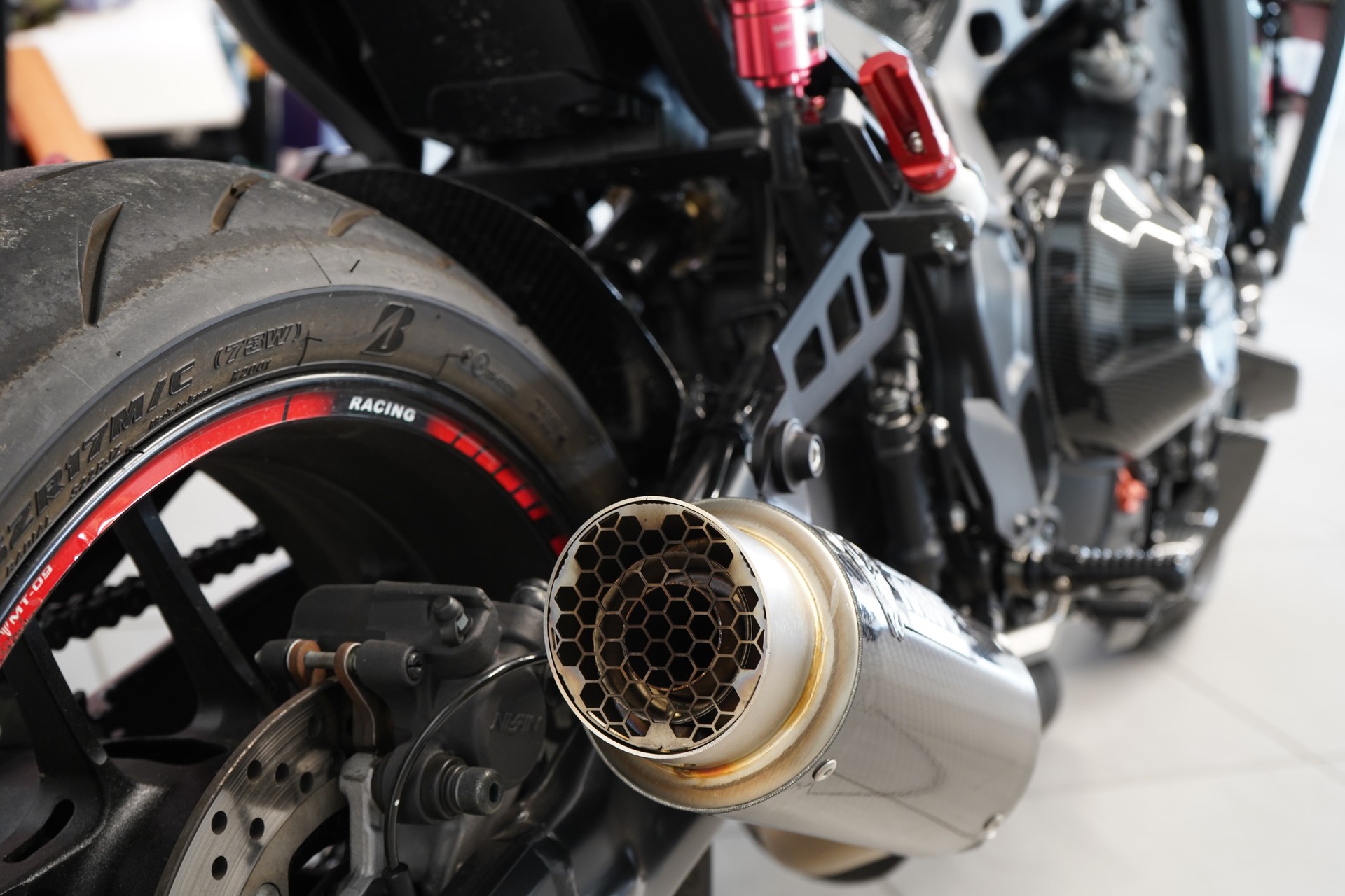 YAMAHA MT-09-image-15