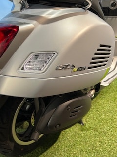 PIAGGIO Vespa GTS 300 Super Tech ABS-image-6