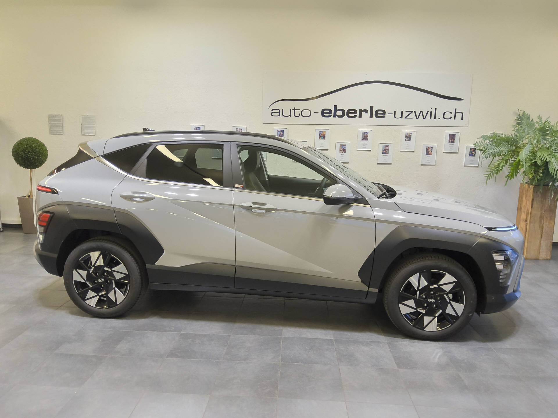 HYUNDAI Kona 1.6 GDi Hybrid Amplia
