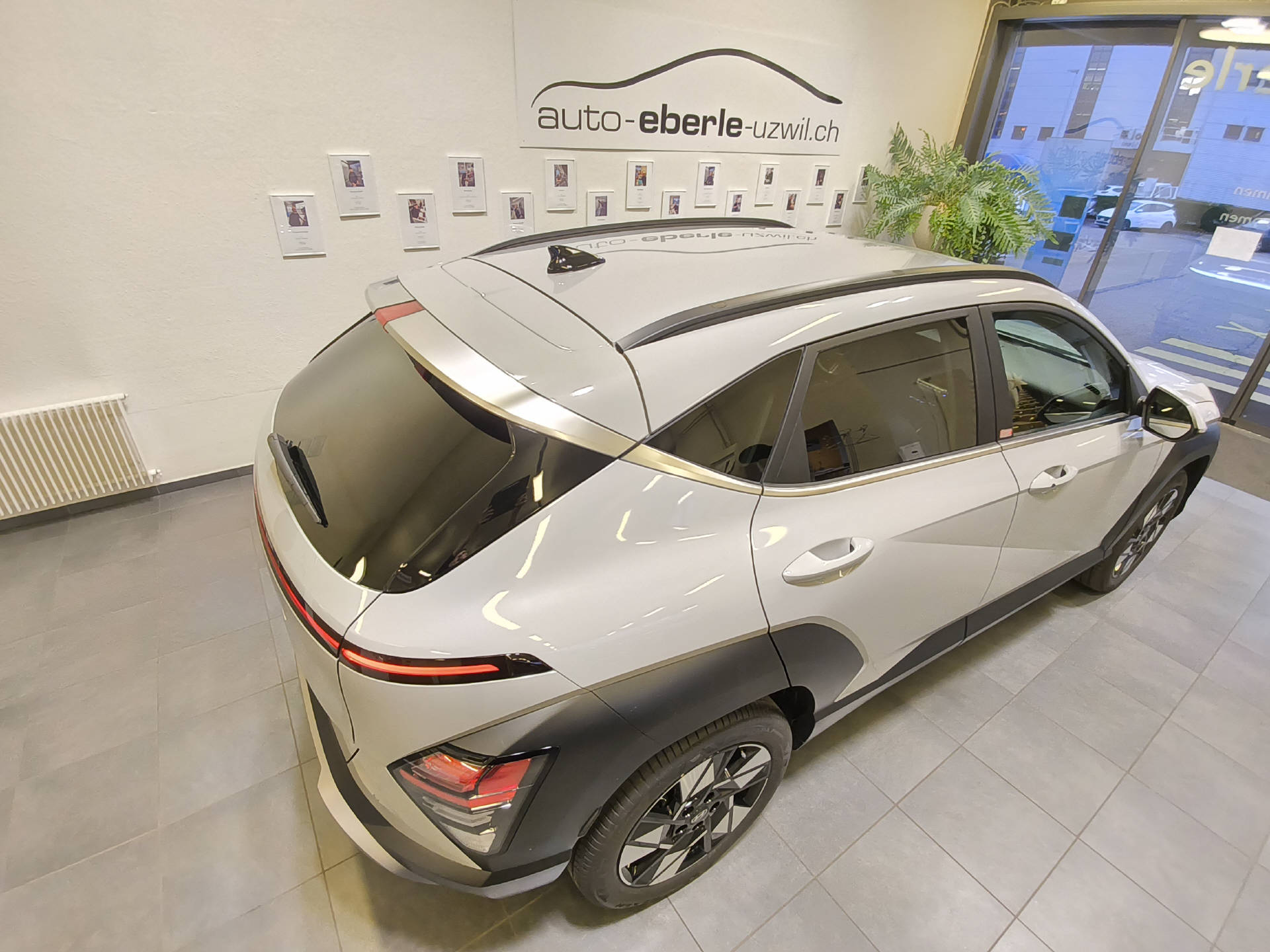 HYUNDAI Kona 1.6 GDi Hybrid Amplia-image-10
