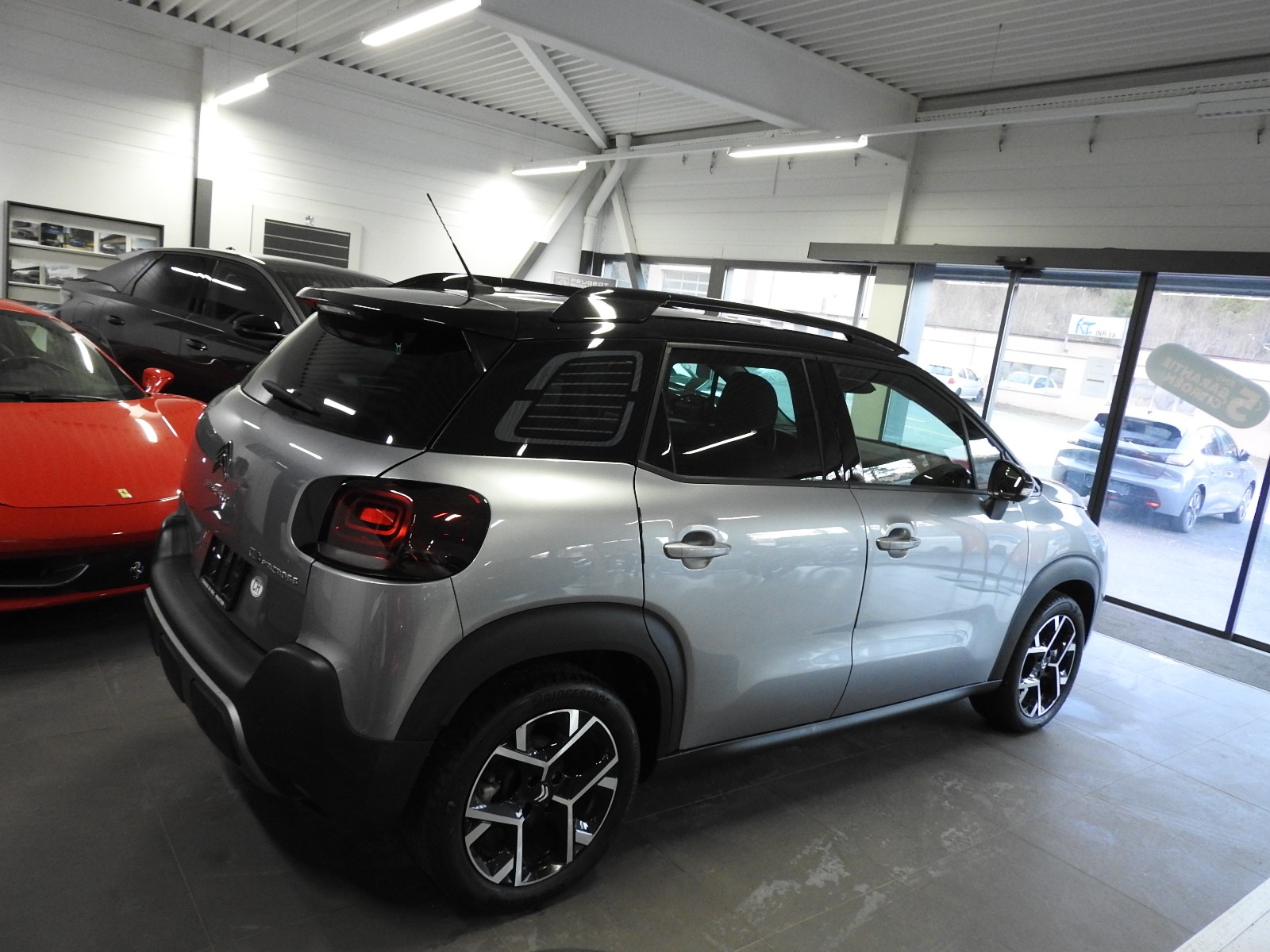CITROEN C3 Aircross 1.2i Turbo Max EAT6-image-2