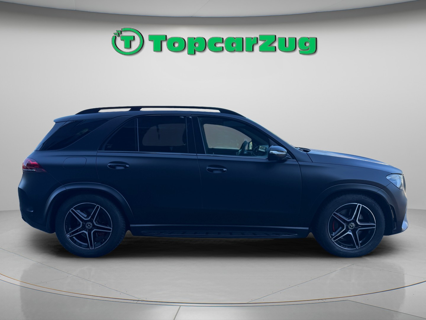 MERCEDES-BENZ GLE 300 d 4Matic AMG Line 9G-Tronic-image-4