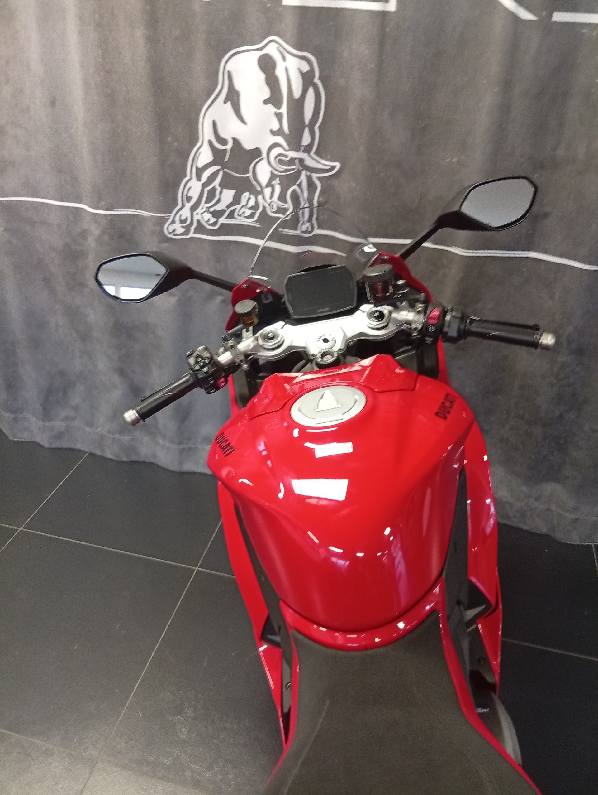 DUCATI Panigale V2-image-7