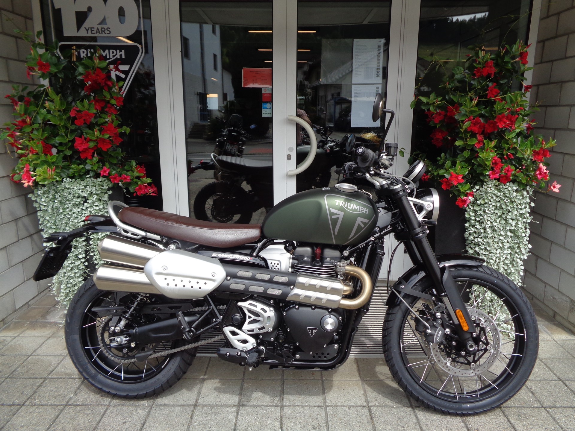 TRIUMPH Scrambler 1200 X-image-2
