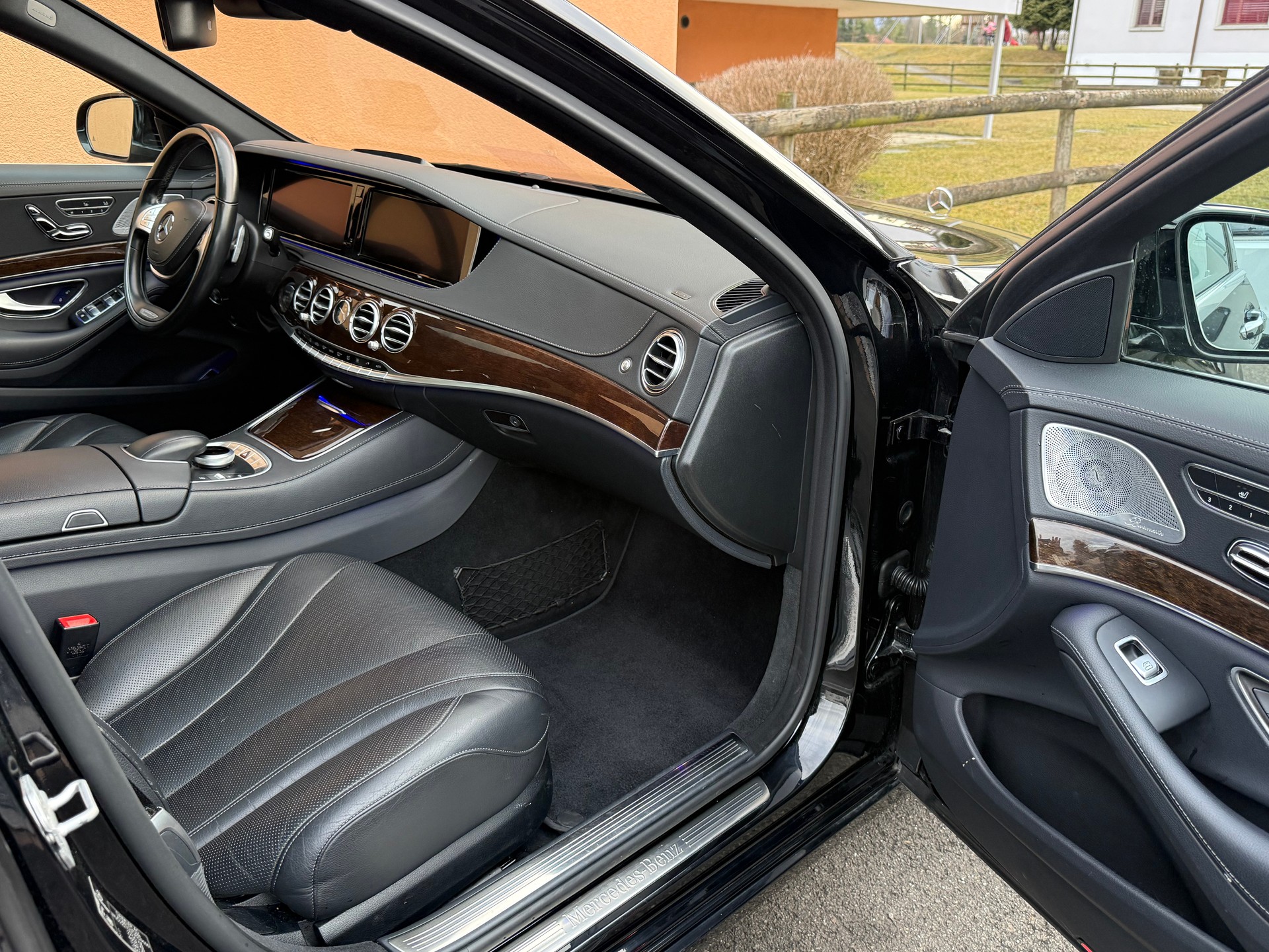 MERCEDES-BENZ S 350 L BlueTEC 4Matic 7G-Tronic-image-11
