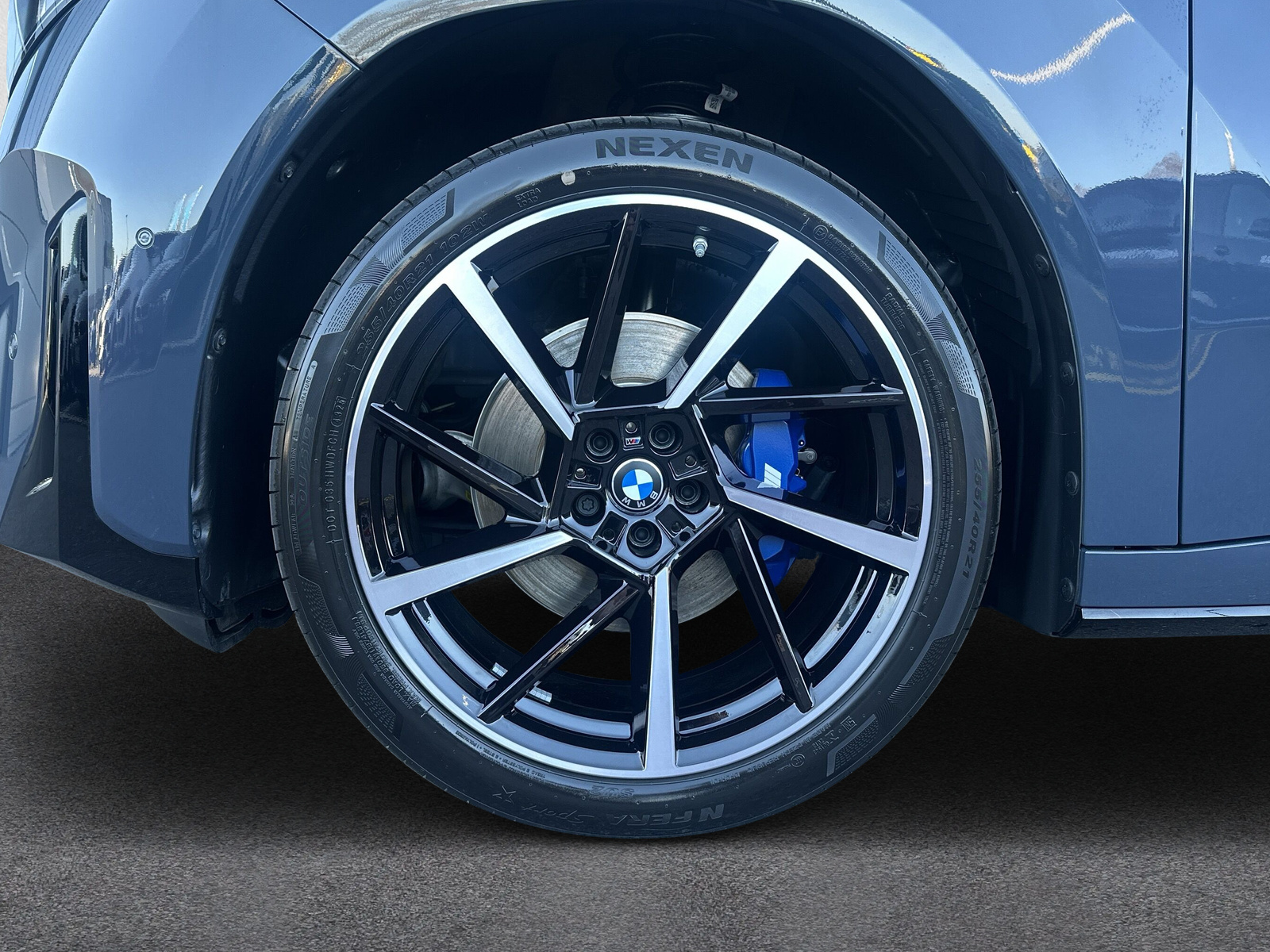 BMW iX3 50 xDrive M Sport **Action de leasing à 0.9% avec assurance et roues hiver**-image-8