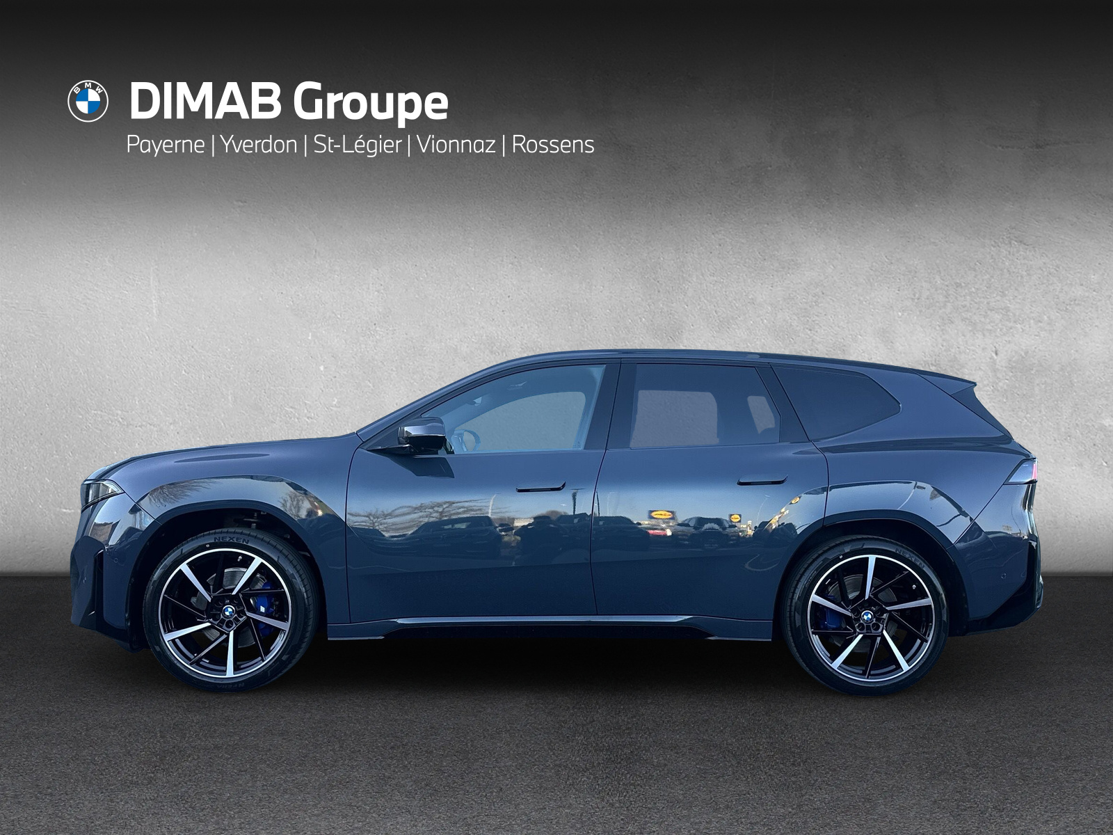 BMW iX3 50 xDrive M Sport **Action de leasing à 0.9% avec assurance et roues hiver**-showroom-element-1