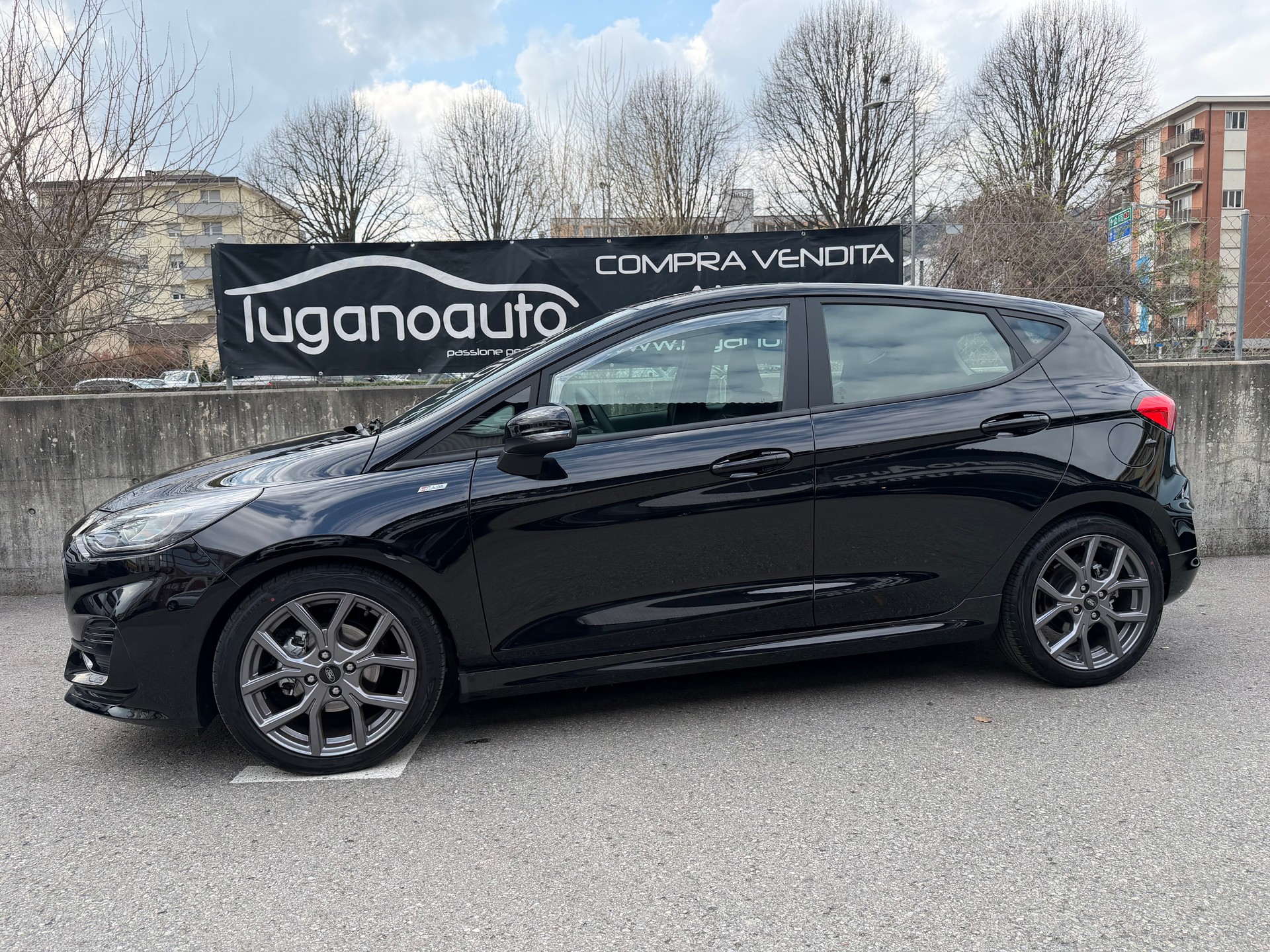 FORD Fiesta 1.0 SCTi MHEV ST Line Automat-image-2