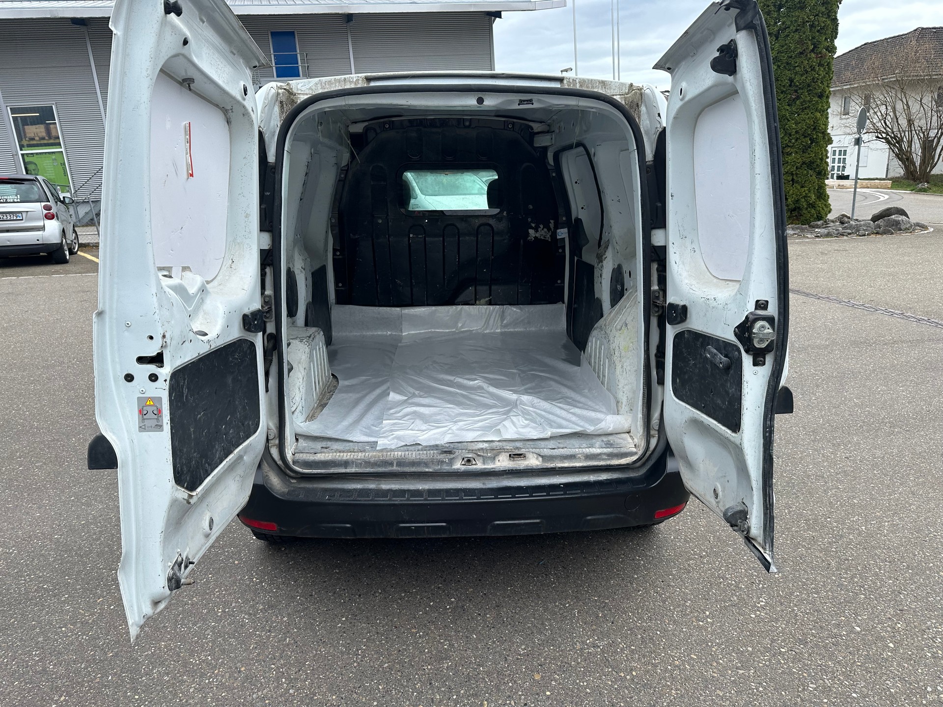 DACIA Dokker Van dCi 75-image-8