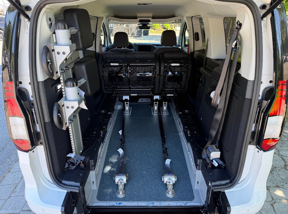 VW Caddy Maxi 2.0 TDI Liberty DSG inkl. XL Umbau für Rollstuhltransport FLEXI RAMP XL-image-14