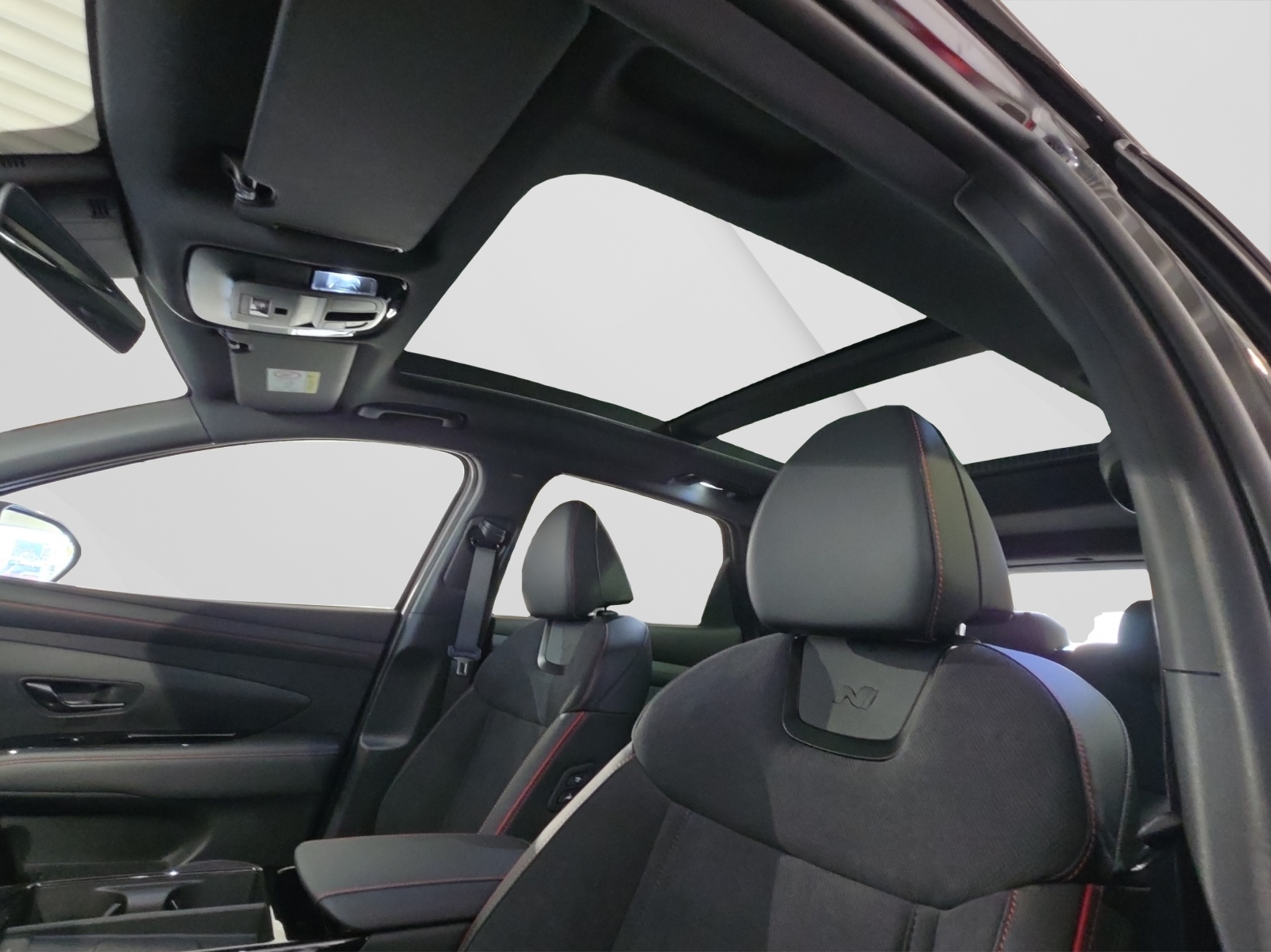 HYUNDAI Tucson 1.6 T-GDi N-Line 4WD-image-17