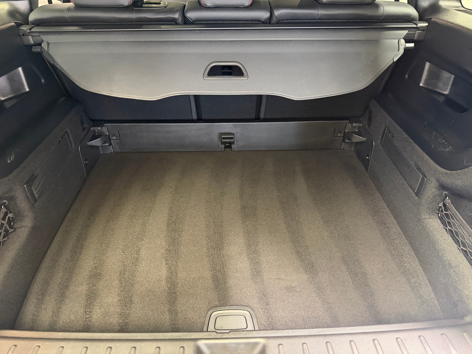 MERCEDES-BENZ GLB 220 4Matic 8G-Tronic-image-13