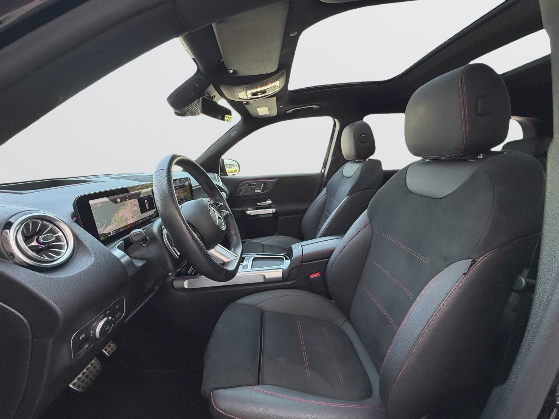 MERCEDES-BENZ GLB 220 4Matic 8G-Tronic-image-9