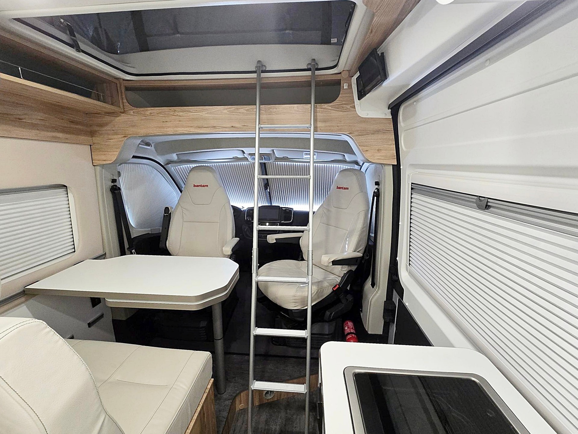 PILOTE V 600 G-T 2,2 DIESEL 9G-AUTOMAT HUBDACH FIAT DUCATO MJ 140-image-4