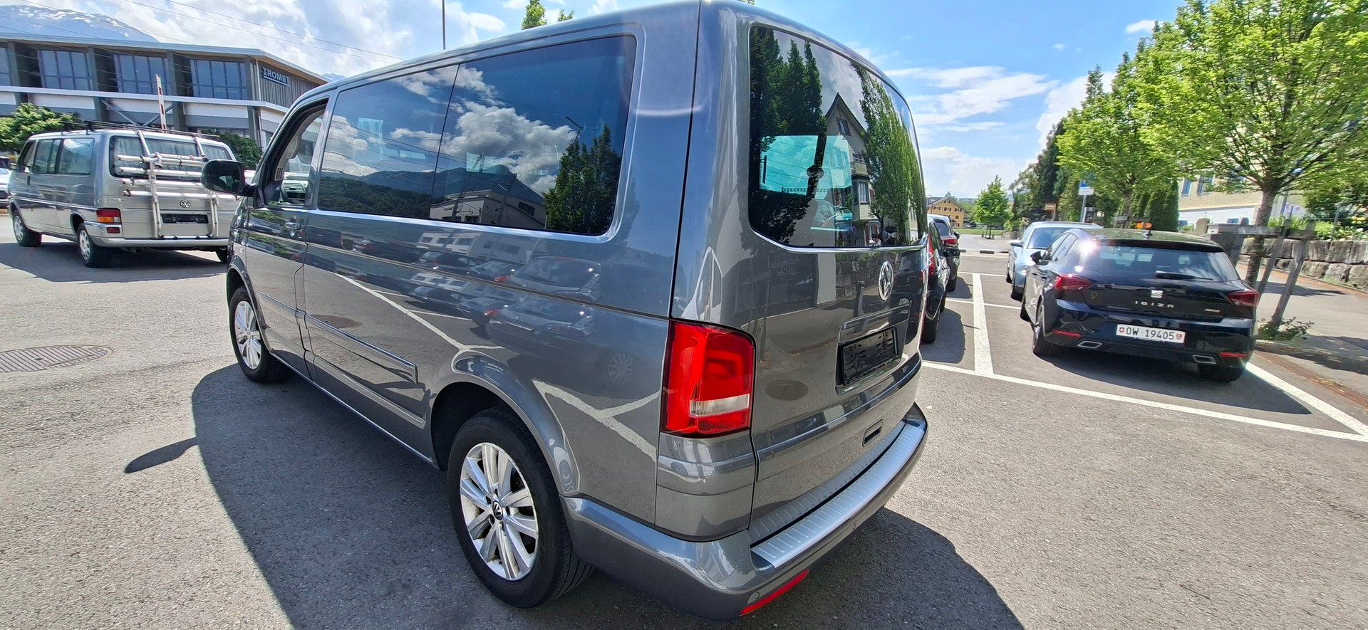 VW T5 2.0 Family 4Motion DSG-image-4