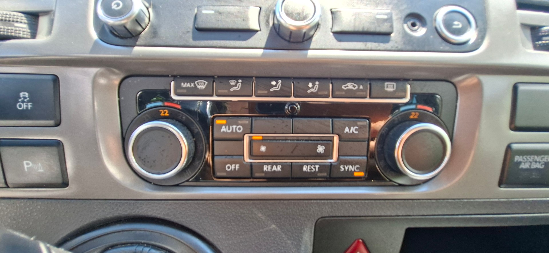VW T5 2.0 Family 4Motion DSG-image-5