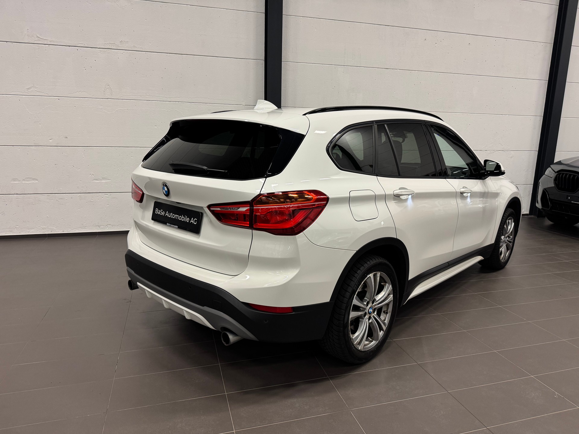 BMW X1 xDrive 20d Sport Line Steptronic-image-11