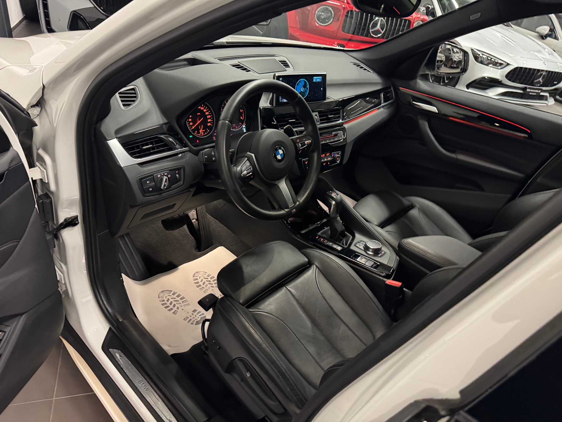 BMW X1 xDrive 20d Sport Line Steptronic-image-15
