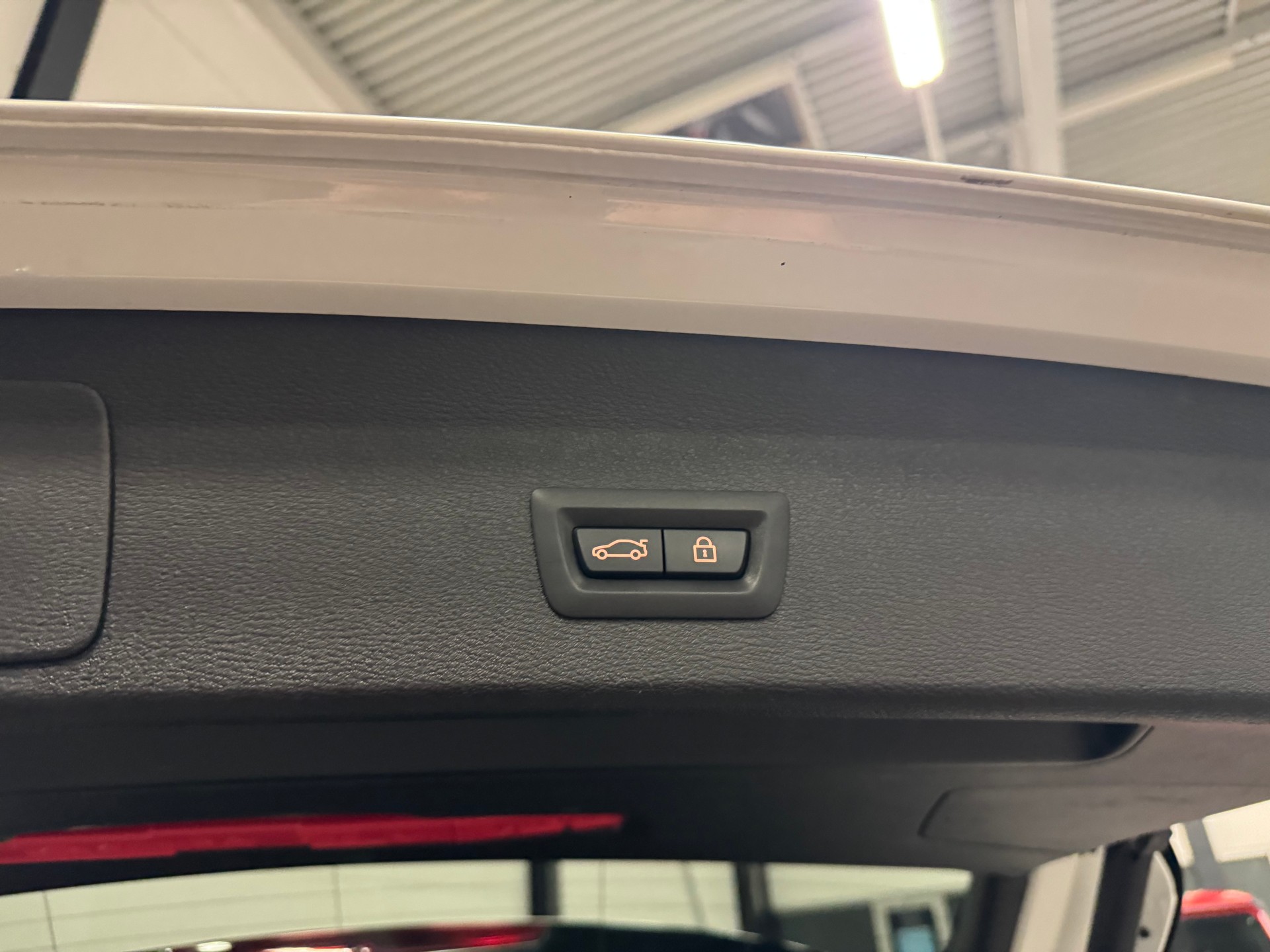 BMW X1 xDrive 20d Sport Line Steptronic-image-28