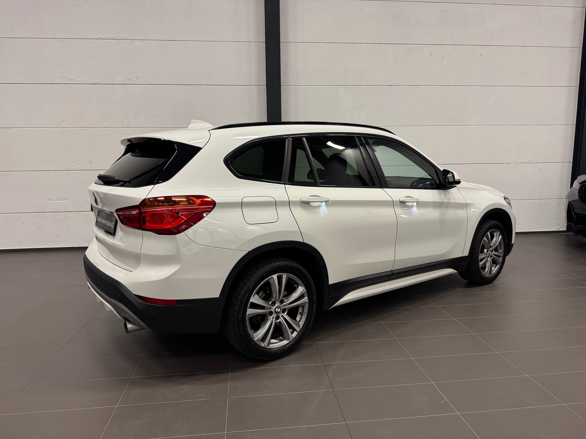 BMW X1 xDrive 20d Sport Line Steptronic-image-9
