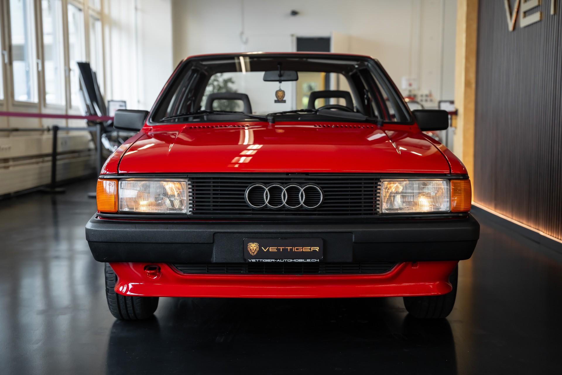 AUDI 80 1.8 GTE-showroom-element-1