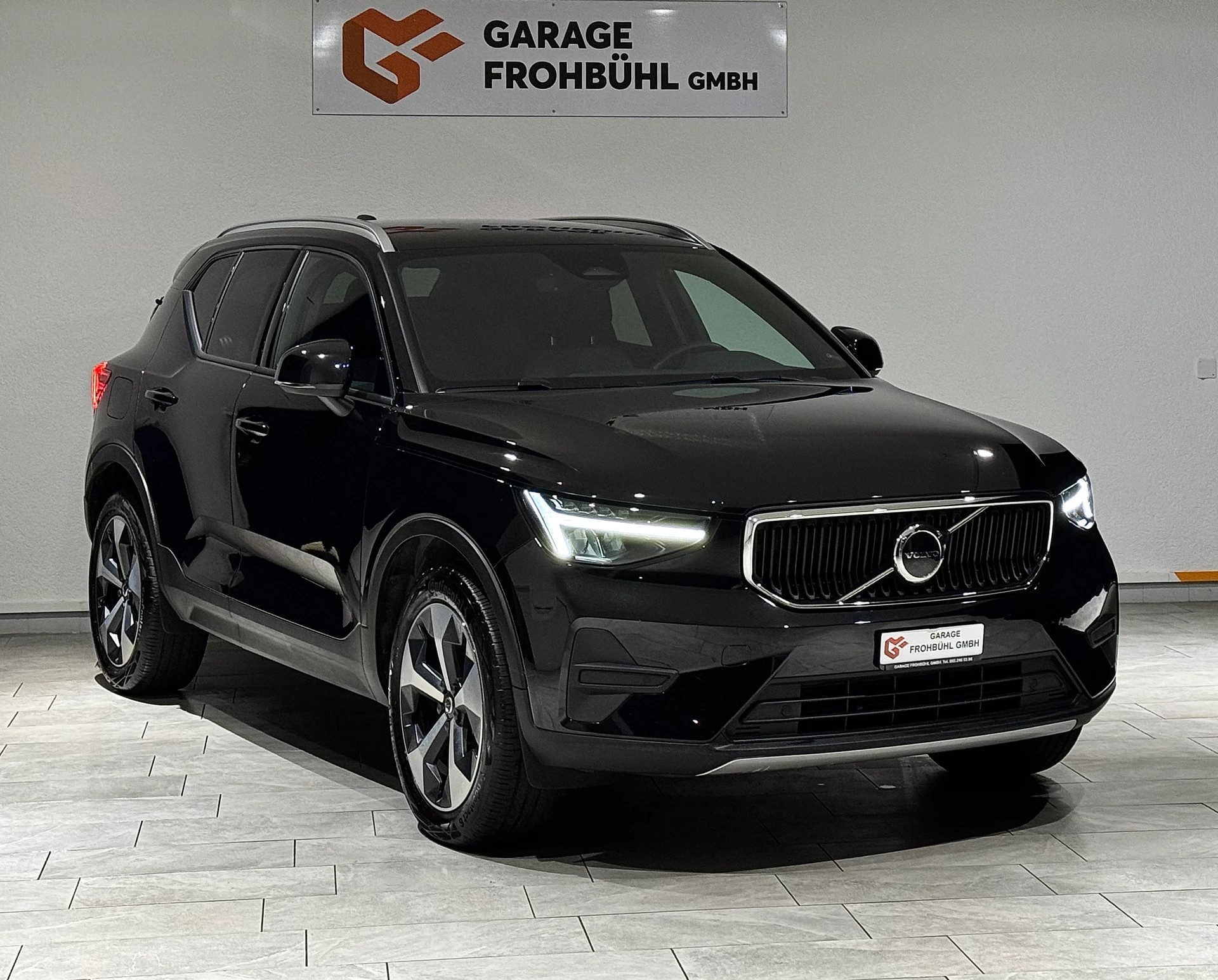 VOLVO XC40 B3 Benzin Mild Hybrid Core DCT-showroom-element-2