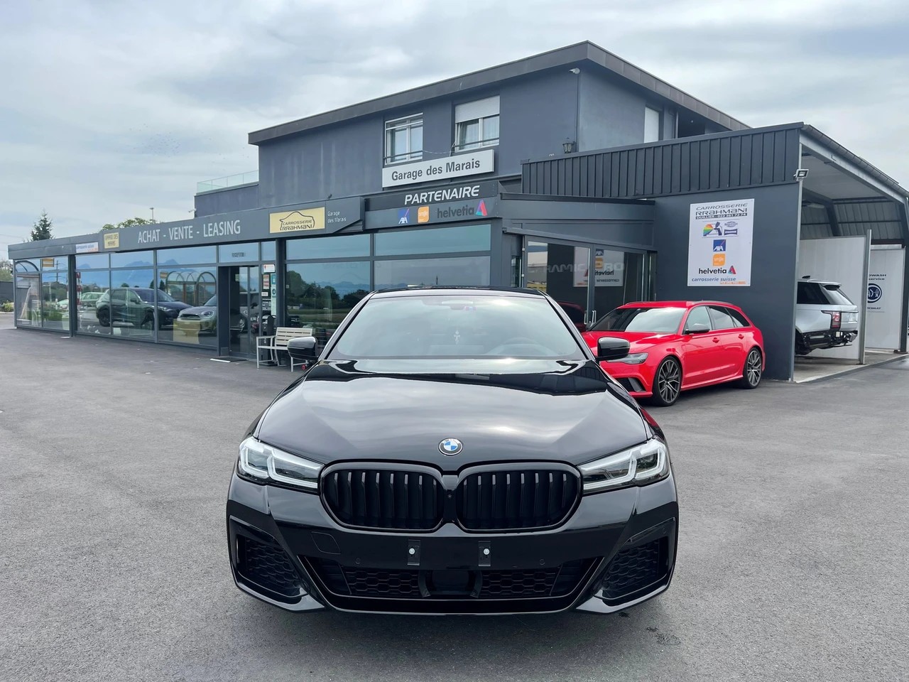 BMW 530e xDrive M Sport Steptronic-showroom-element-1