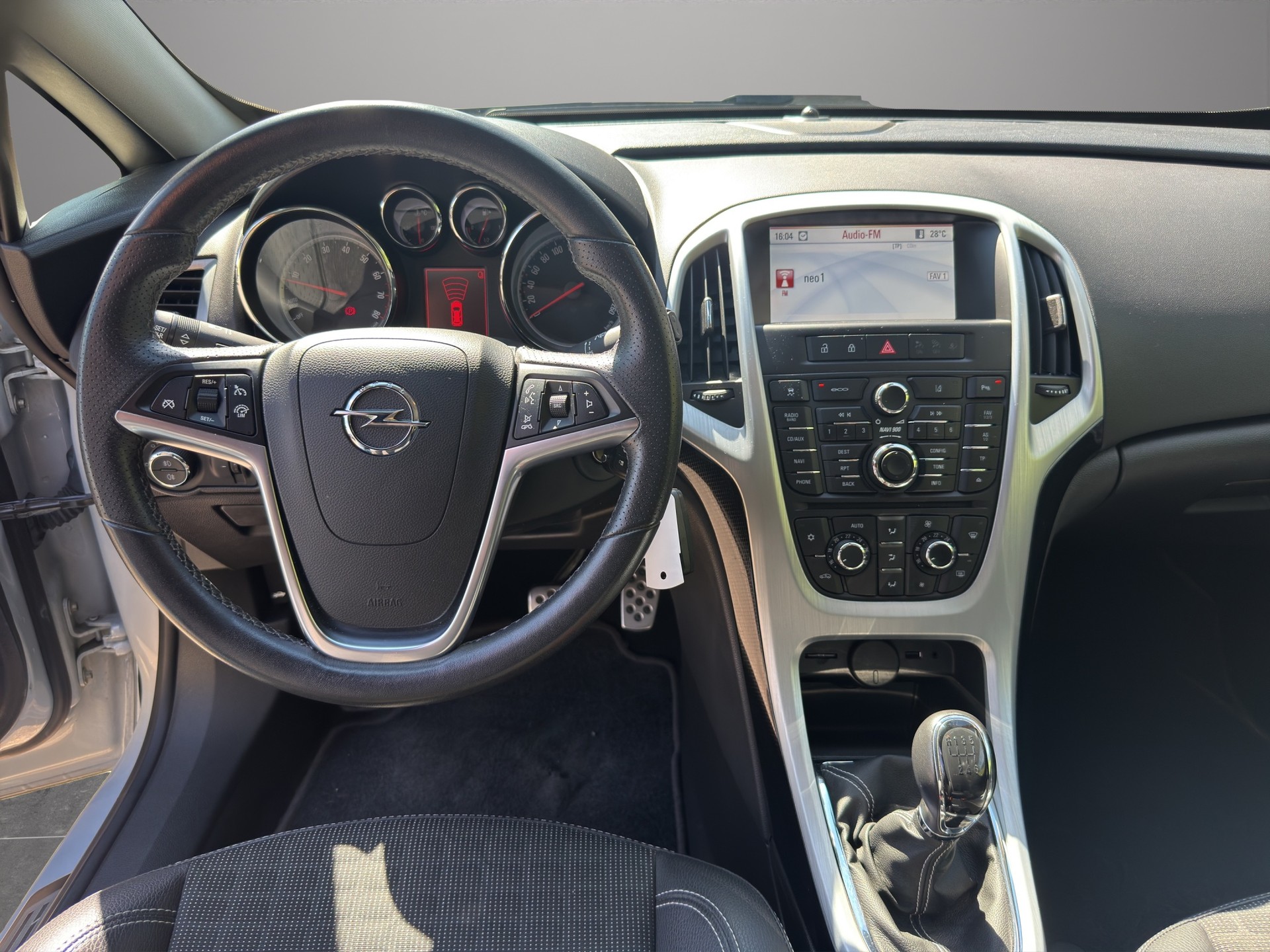 OPEL Astra GTC 1.4i 16V Turbo Sport-image-9