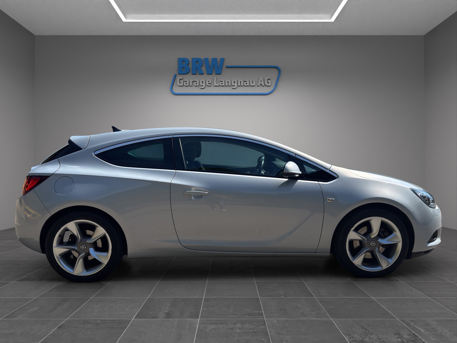 OPEL Astra GTC 1.4i 16V Turbo Sport-image-5