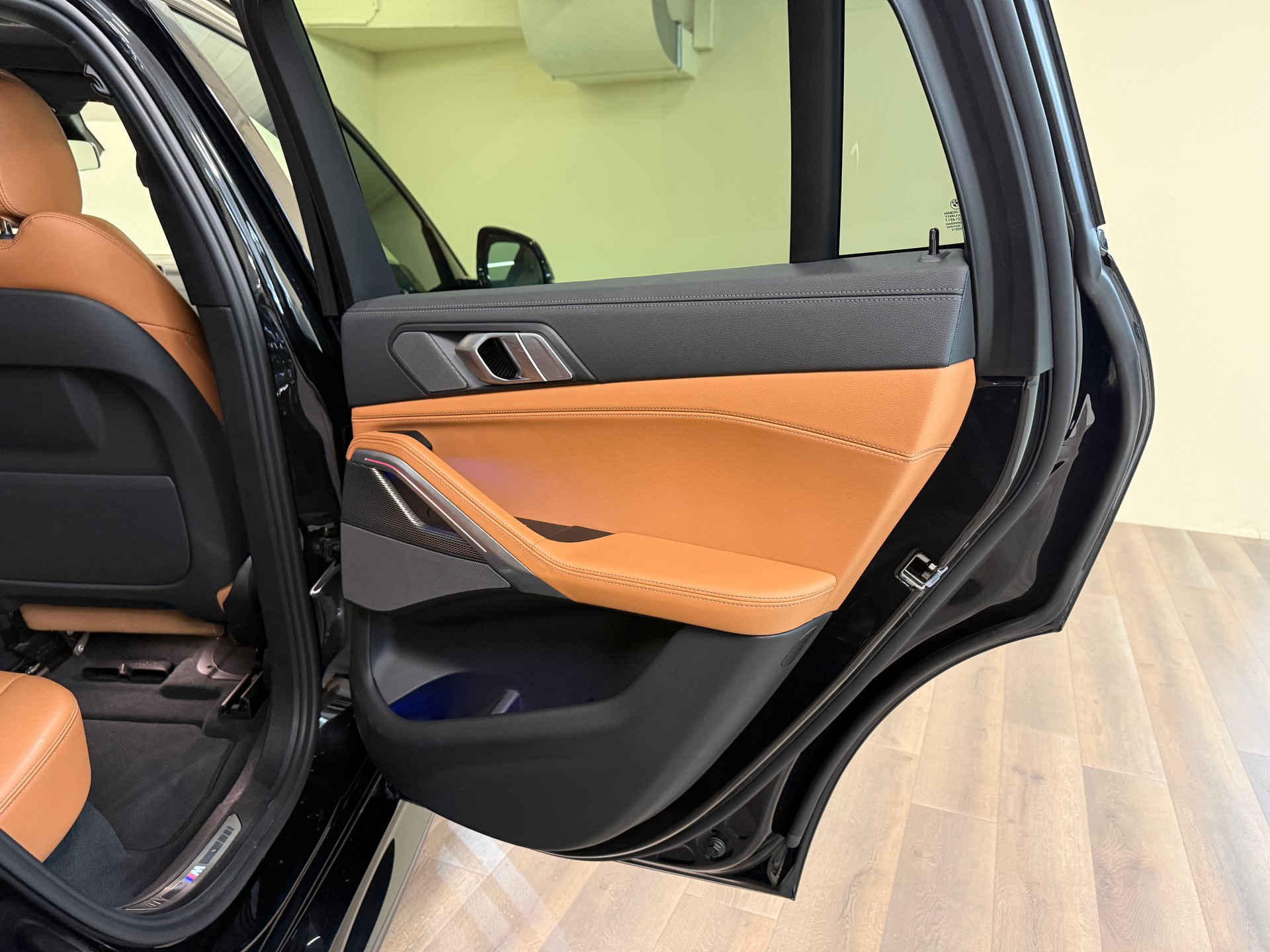 BMW X6 xDrive 48V 40i M Sport Steptronic-image-21
