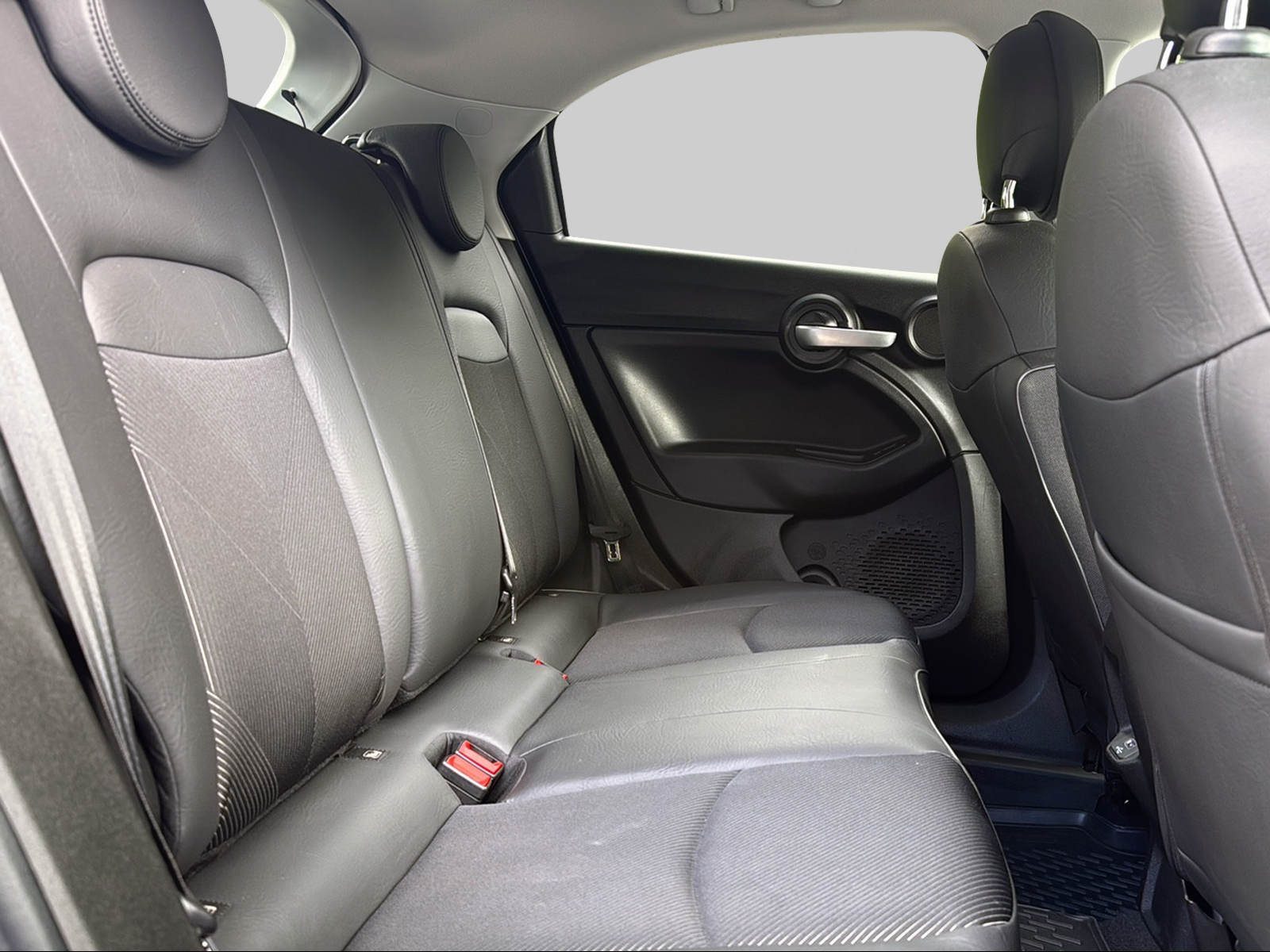FIAT 500X 2.0MJ City Cross 4x4 Automatic-image-11