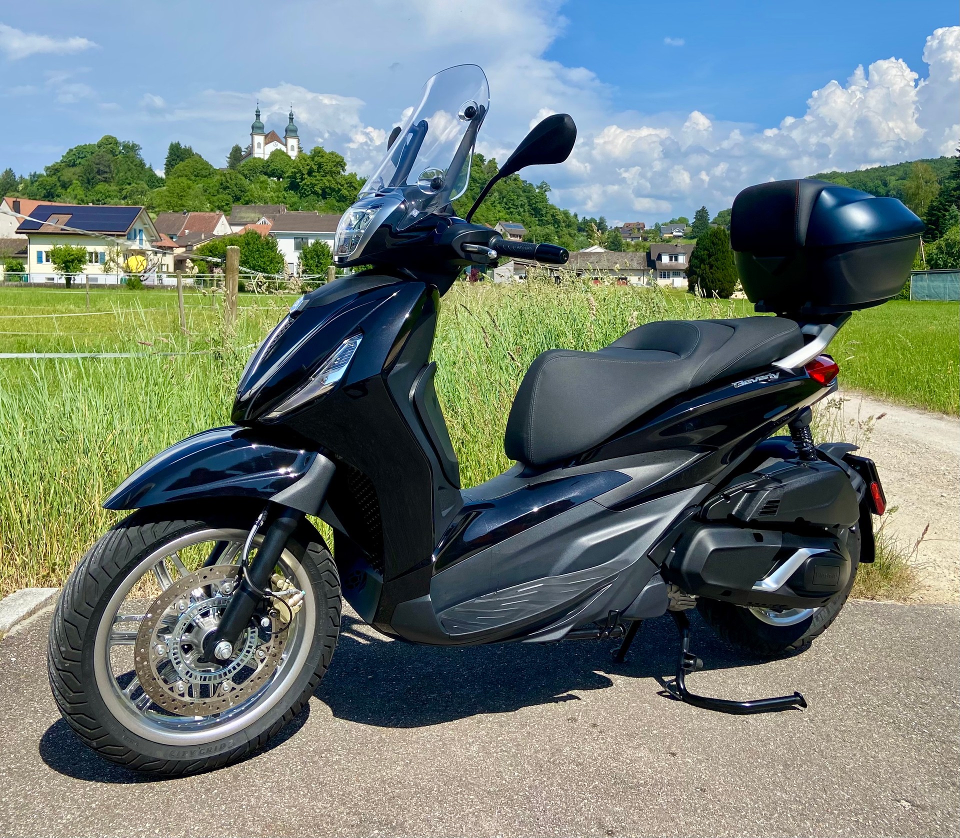 PIAGGIO Beverly 400 Sport E5+-image-5
