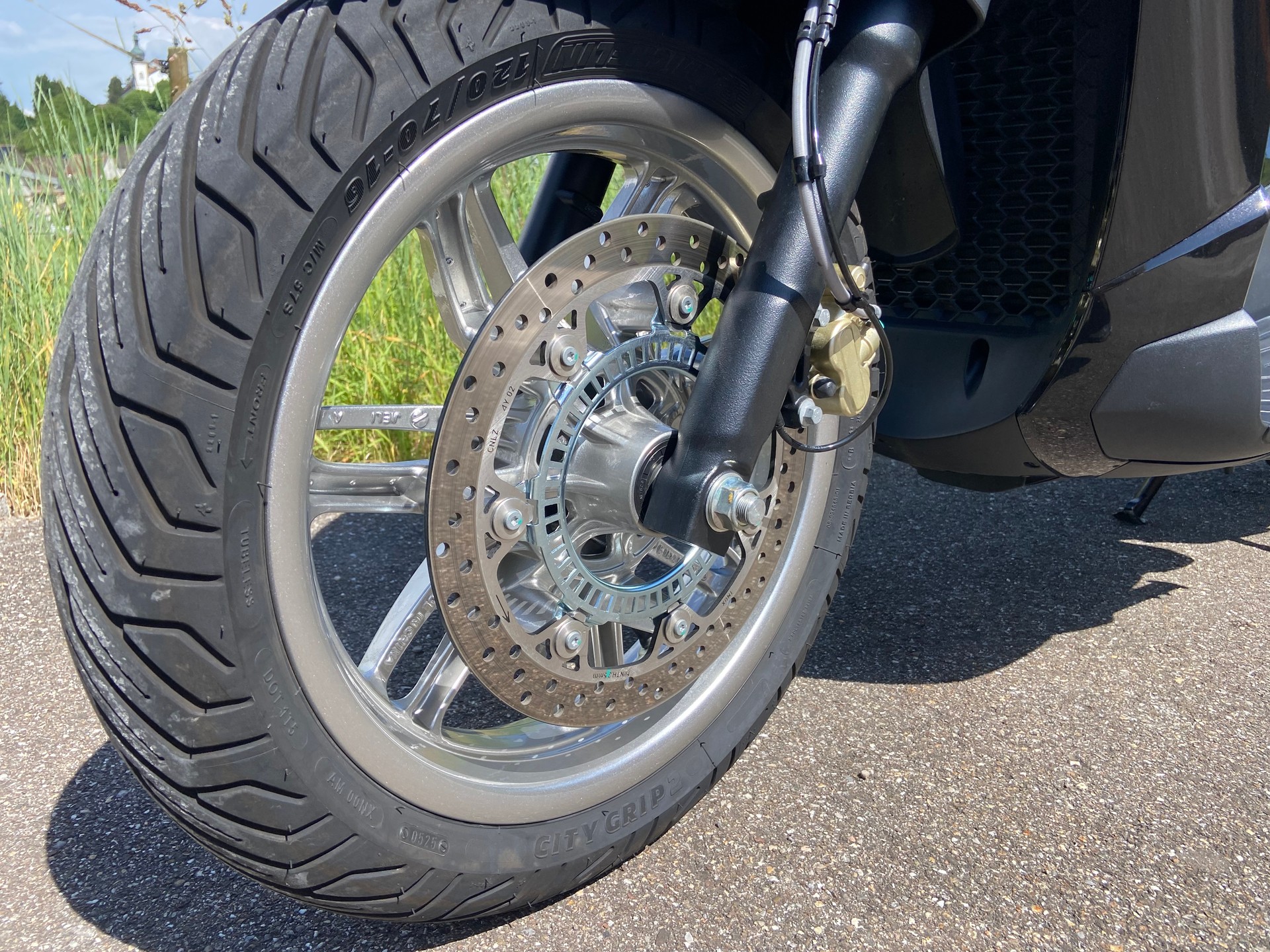 PIAGGIO Beverly 400 Sport E5+-image-6