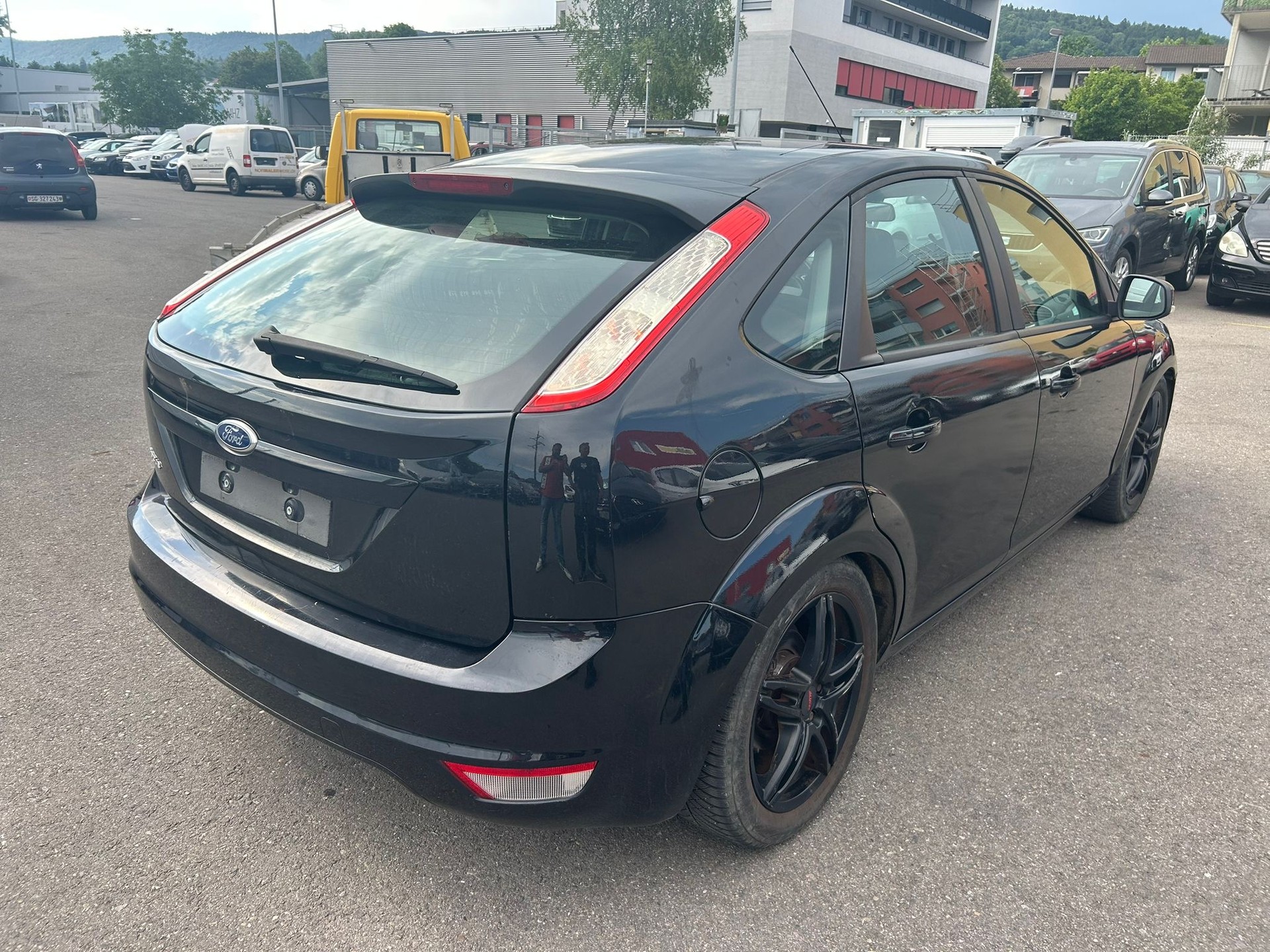 FORD Focus 1.6i VCT Carving-image-3