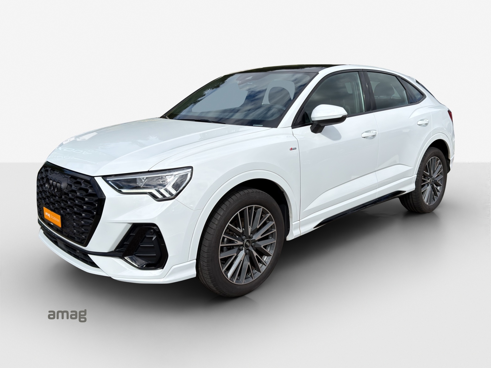 AUDI Q3 Sportback 35 TFSI S line Attraction S-tronic-image-0