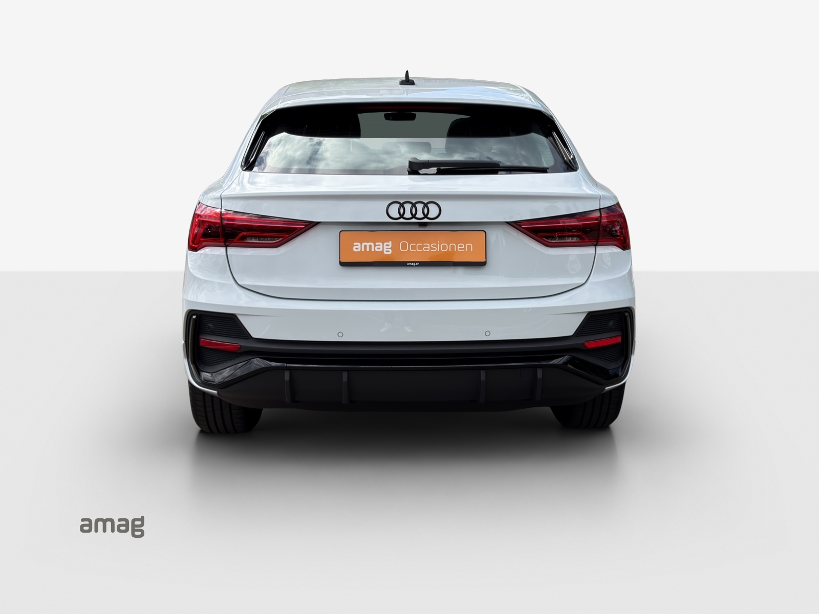 AUDI Q3 Sportback 35 TFSI S line Attraction S-tronic-image-3
