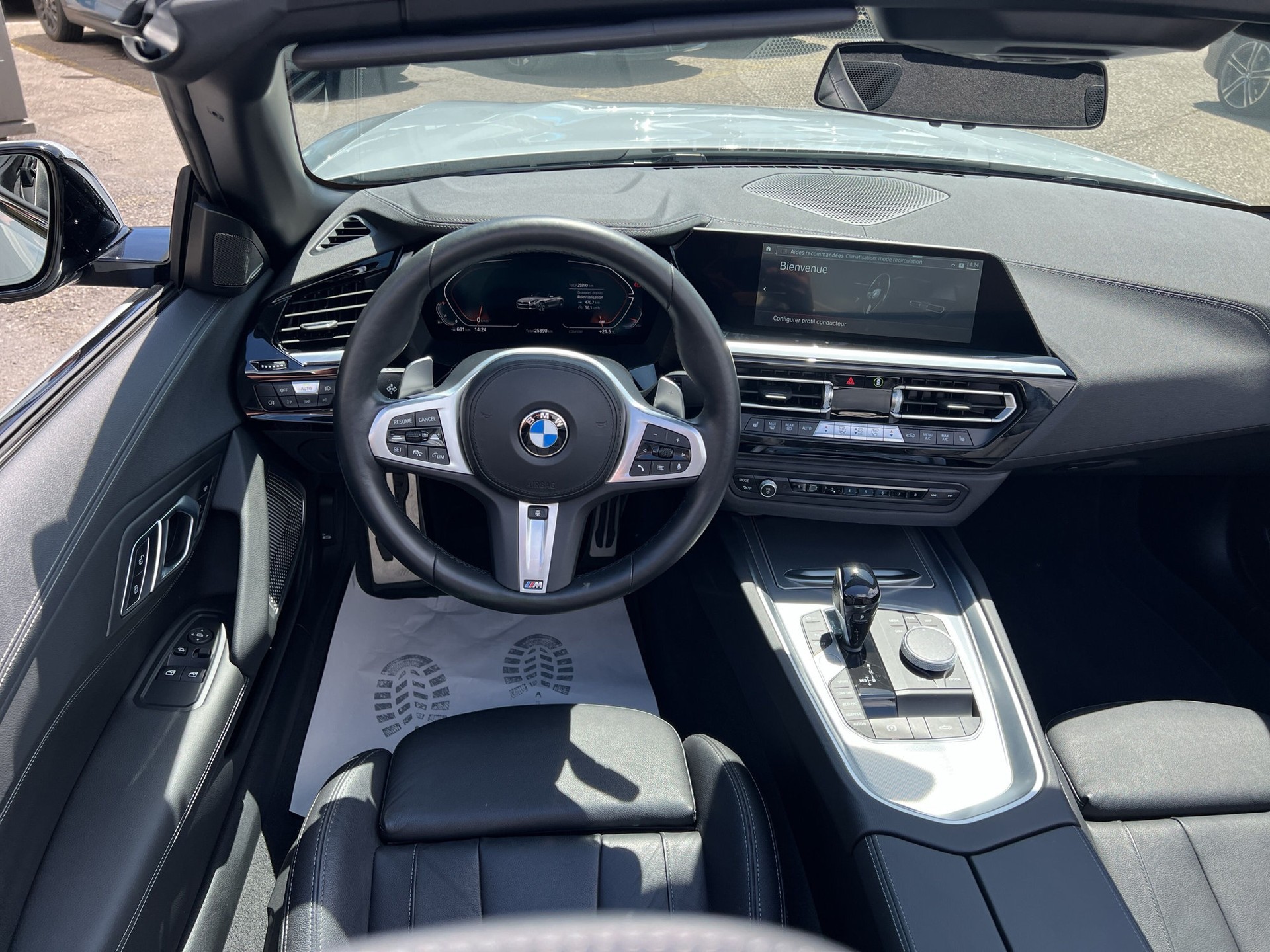 BMW Z4 sDrive 30i M Sport Steptronic-image-11