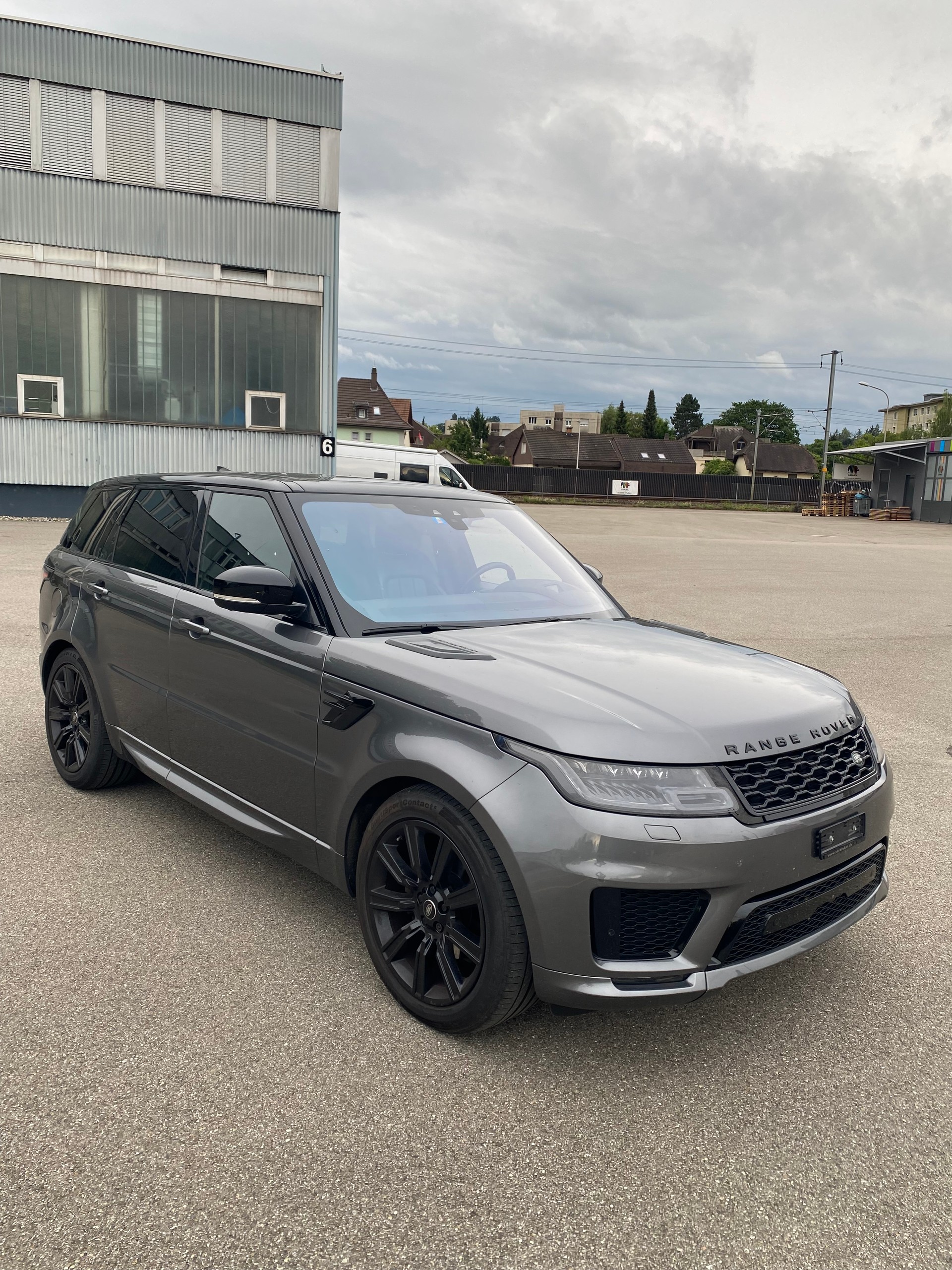 LAND ROVER Range Rover Sport 3.0 SDV6 HSE Dynamic Automatic-image-13