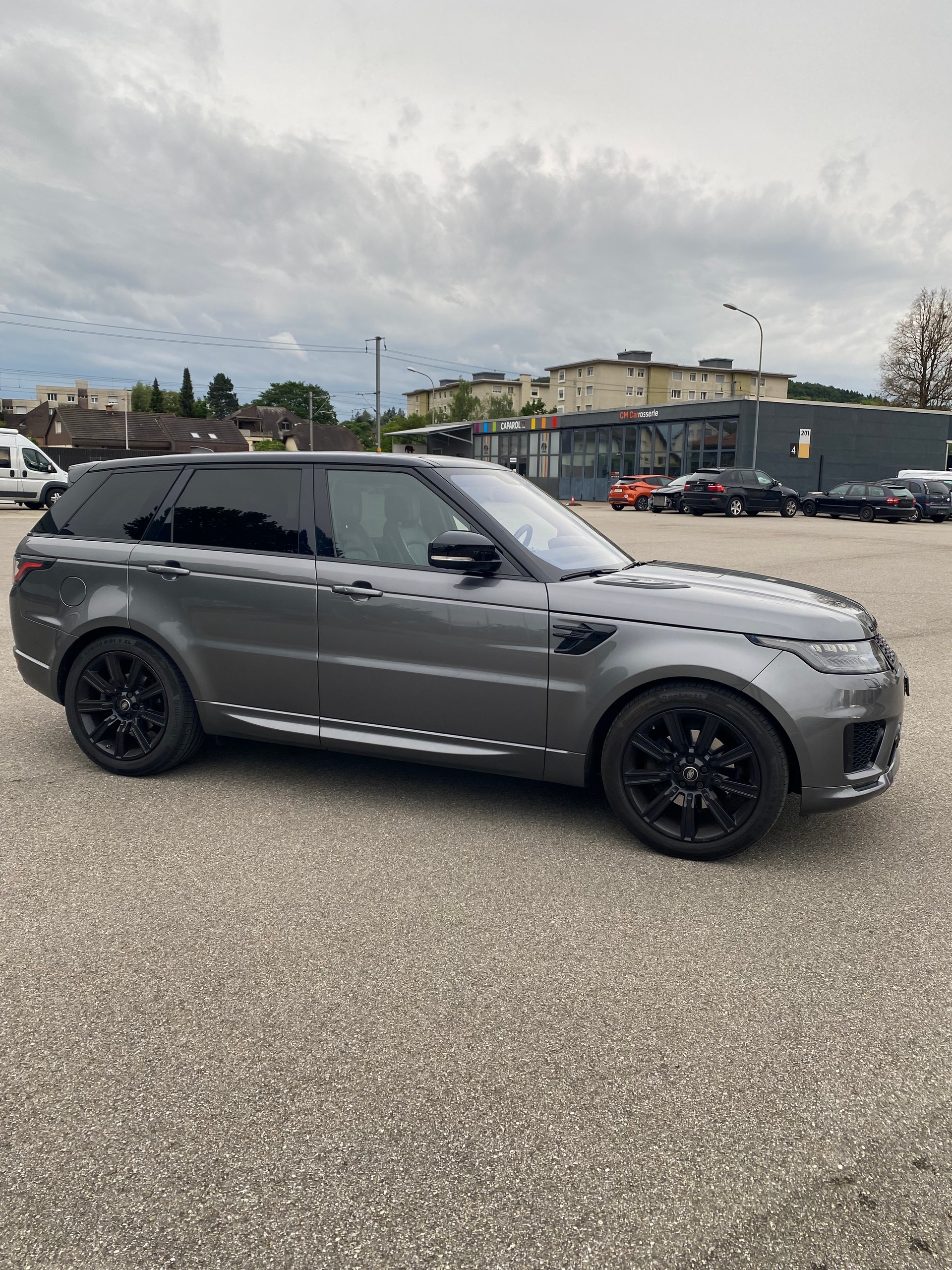 LAND ROVER Range Rover Sport 3.0 SDV6 HSE Dynamic Automatic-image-12