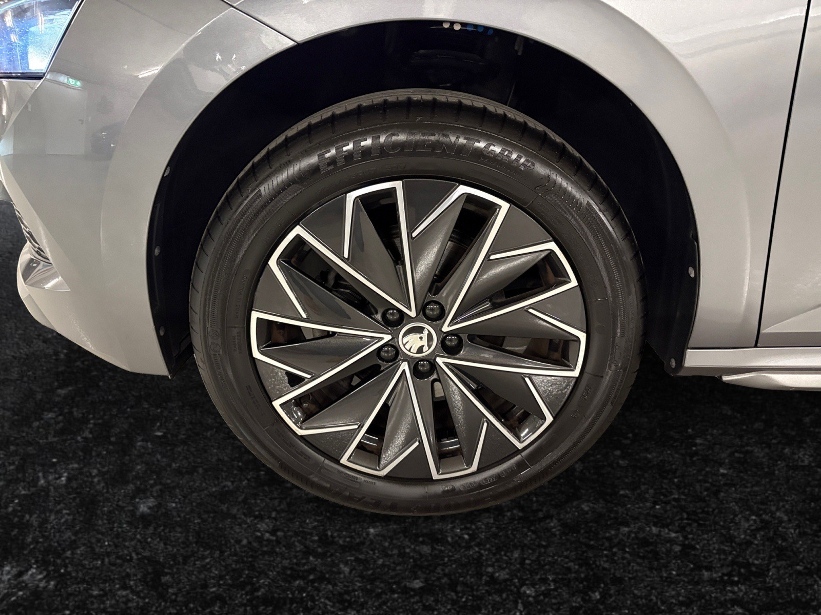 SKODA Kamiq 1.5 TSI ACT Style DSG/ #1 Elite Dealer – AutoScout24 Award 2025 Winner-image-14
