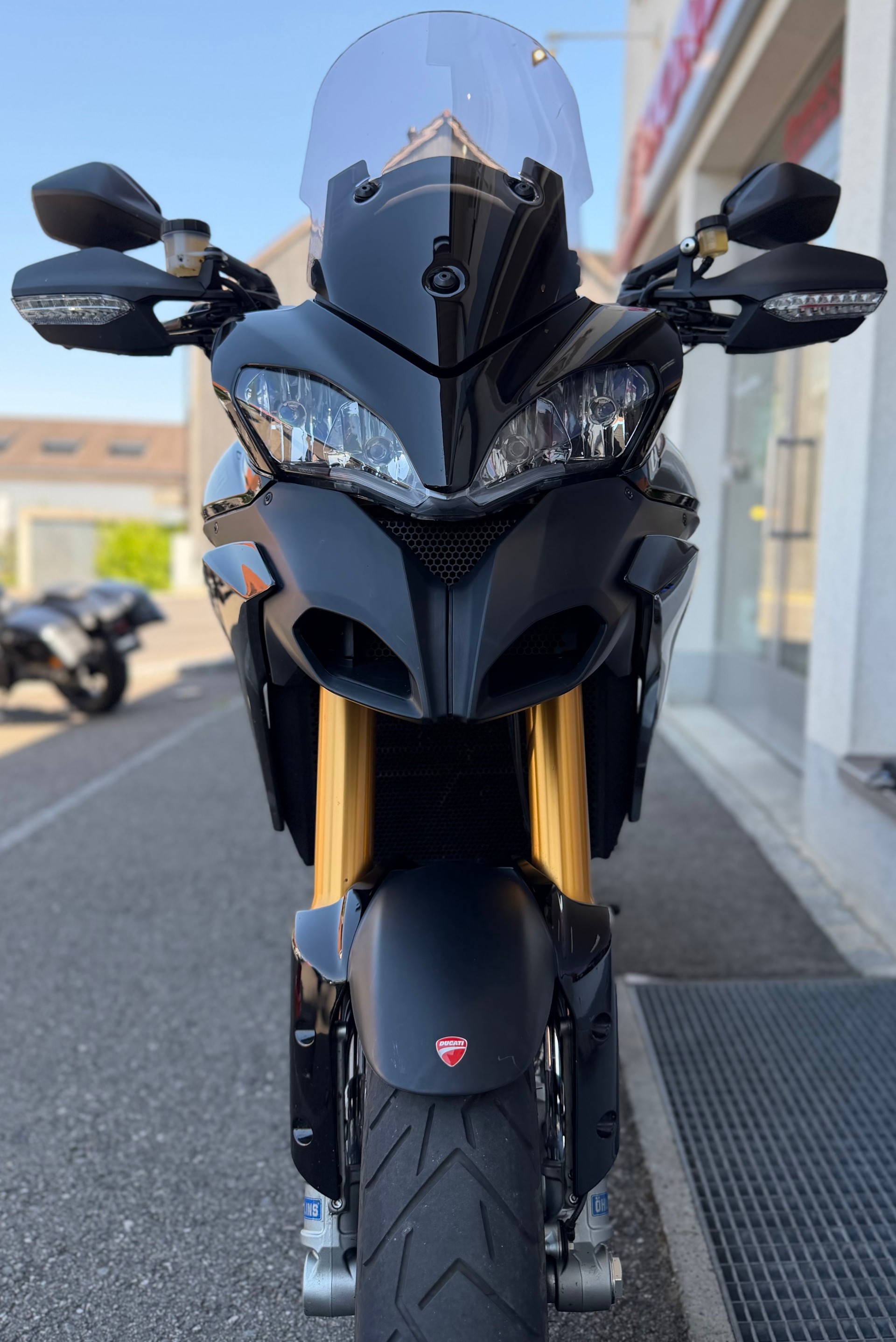 DUCATI Multistrada 1200 S Touring ABS-image-1