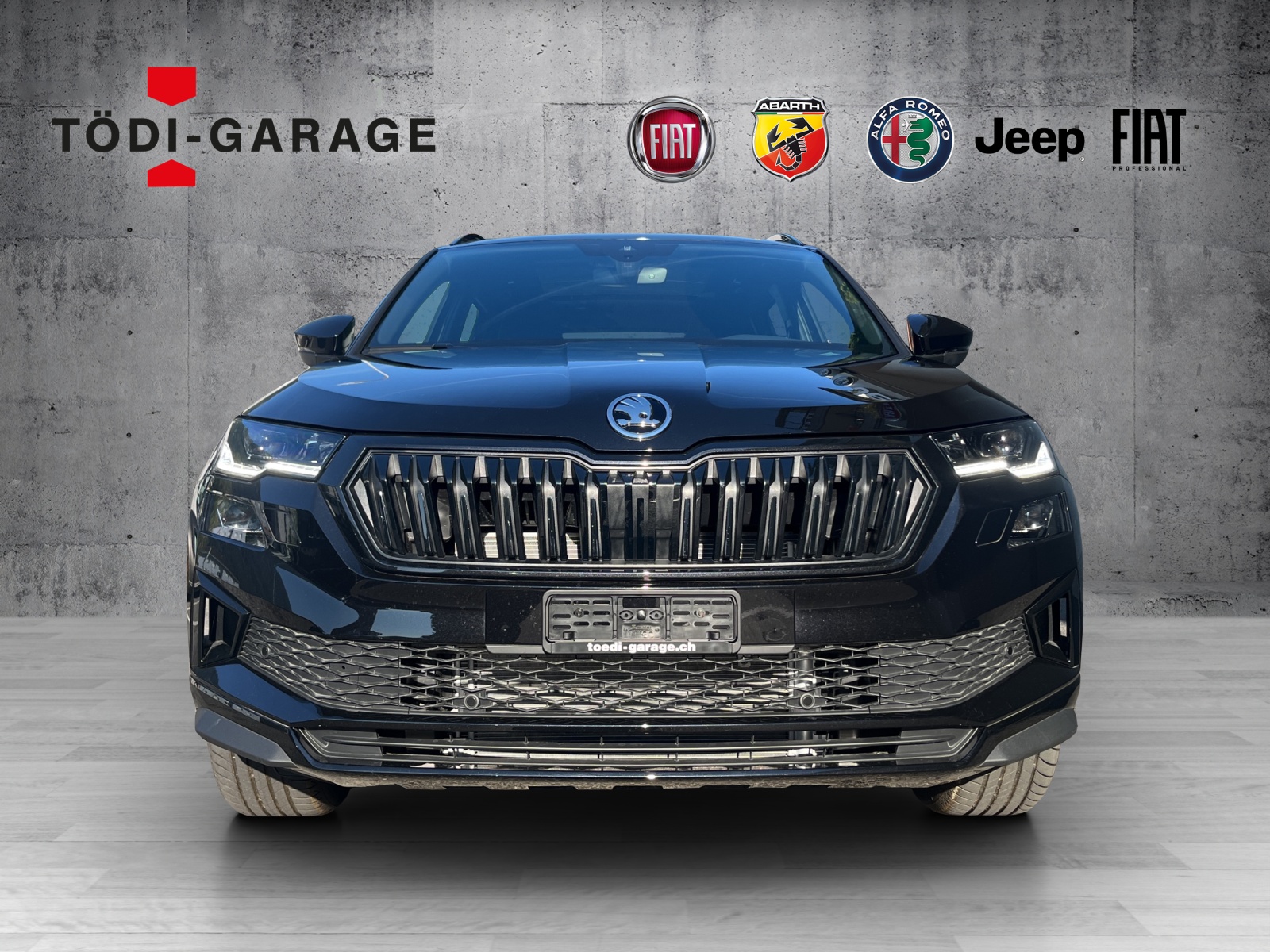 SKODA Karoq 2.0 TDI SportLine 4x4 DSG-showroom-element-1