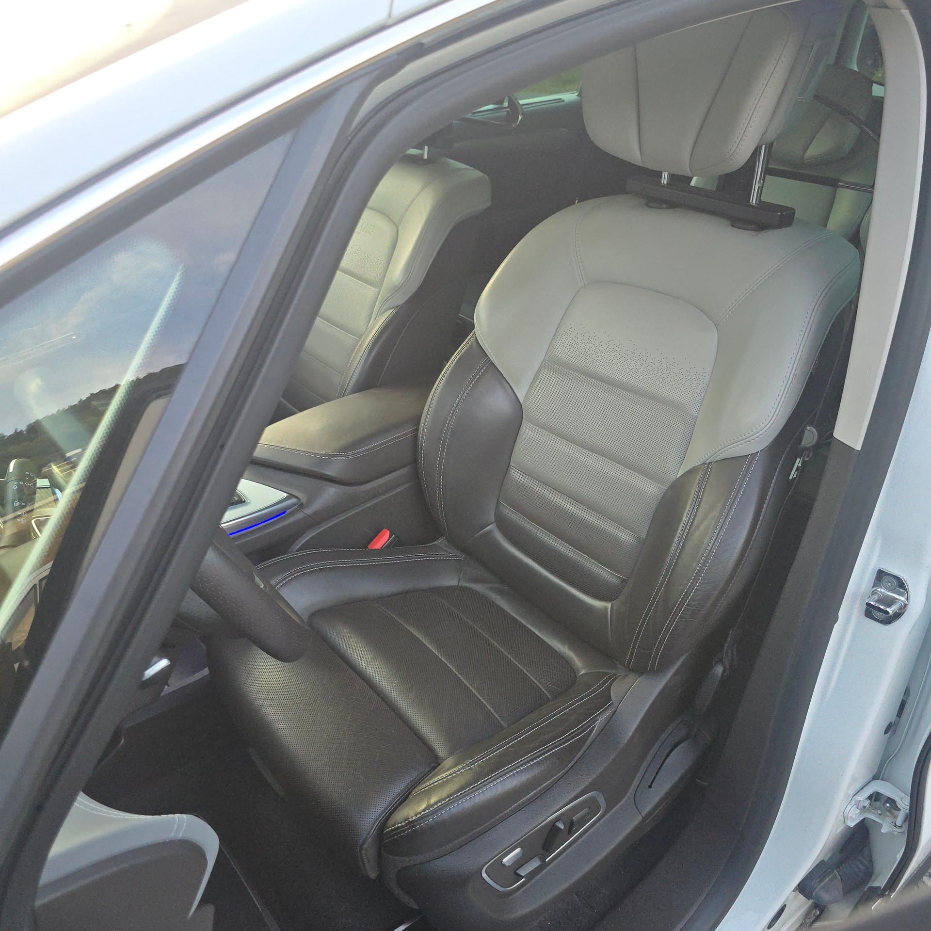 RENAULT Espace 1.6 TCe Initiale EDC-image-10