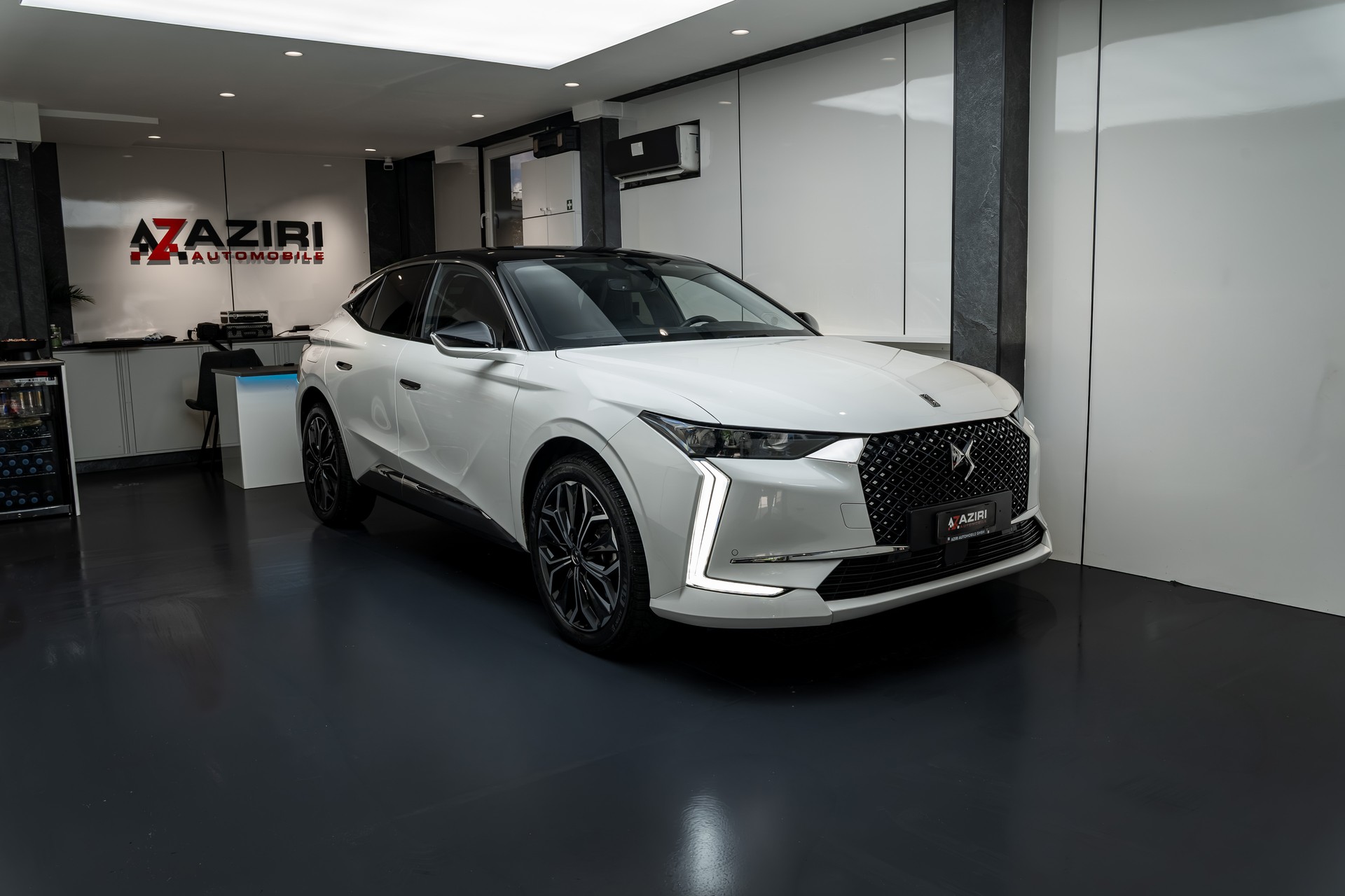 DS AUTOMOBILES DS 4 1.6 Pure Tech Trocadero EAT8-showroom-element-2