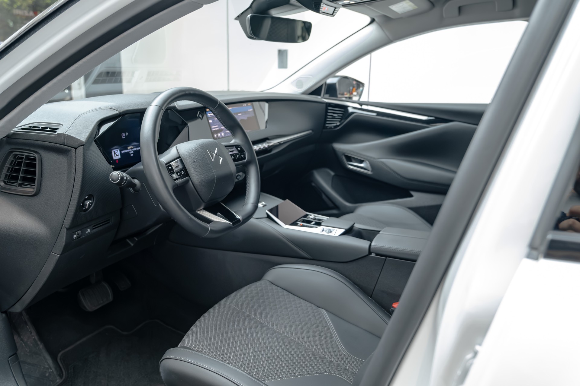 DS AUTOMOBILES DS 4 1.6 Pure Tech Trocadero EAT8-image-14