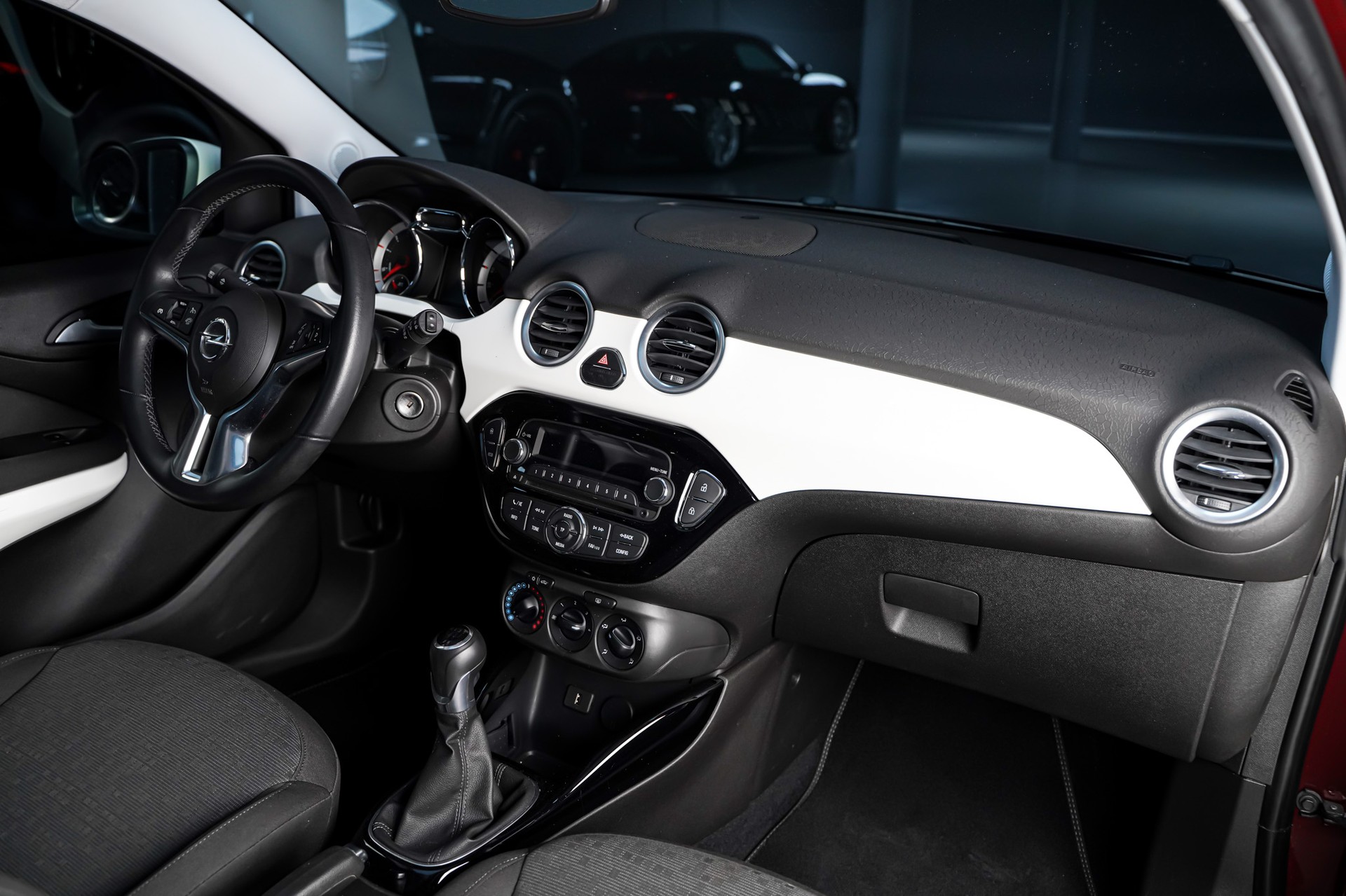 OPEL Adam 1.4 ecoFLEX GLAM-image-13