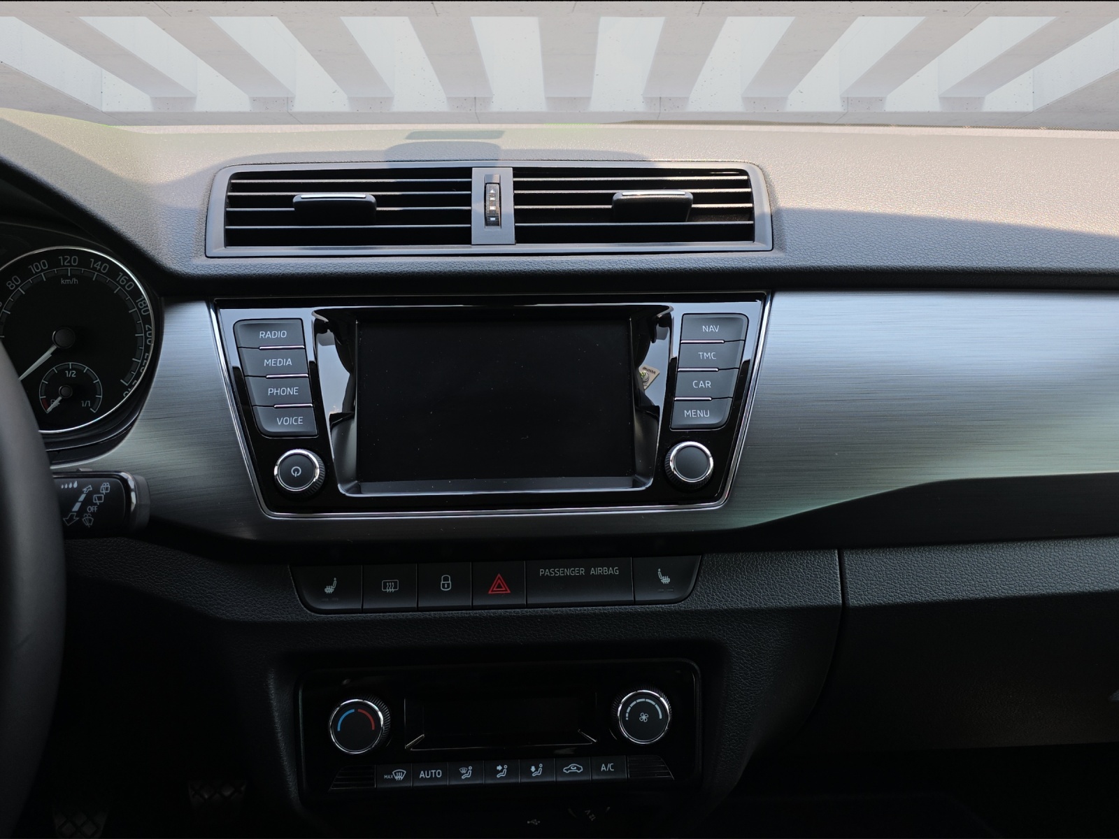 SKODA Fabia Combi 1.0 TSI Style-image-7