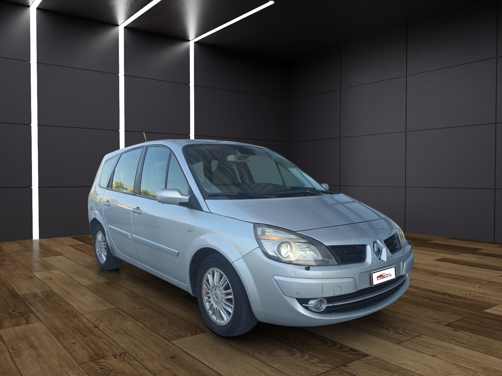 RENAULT Grand Scénic 2.0 16V Privilège-showroom-element-1