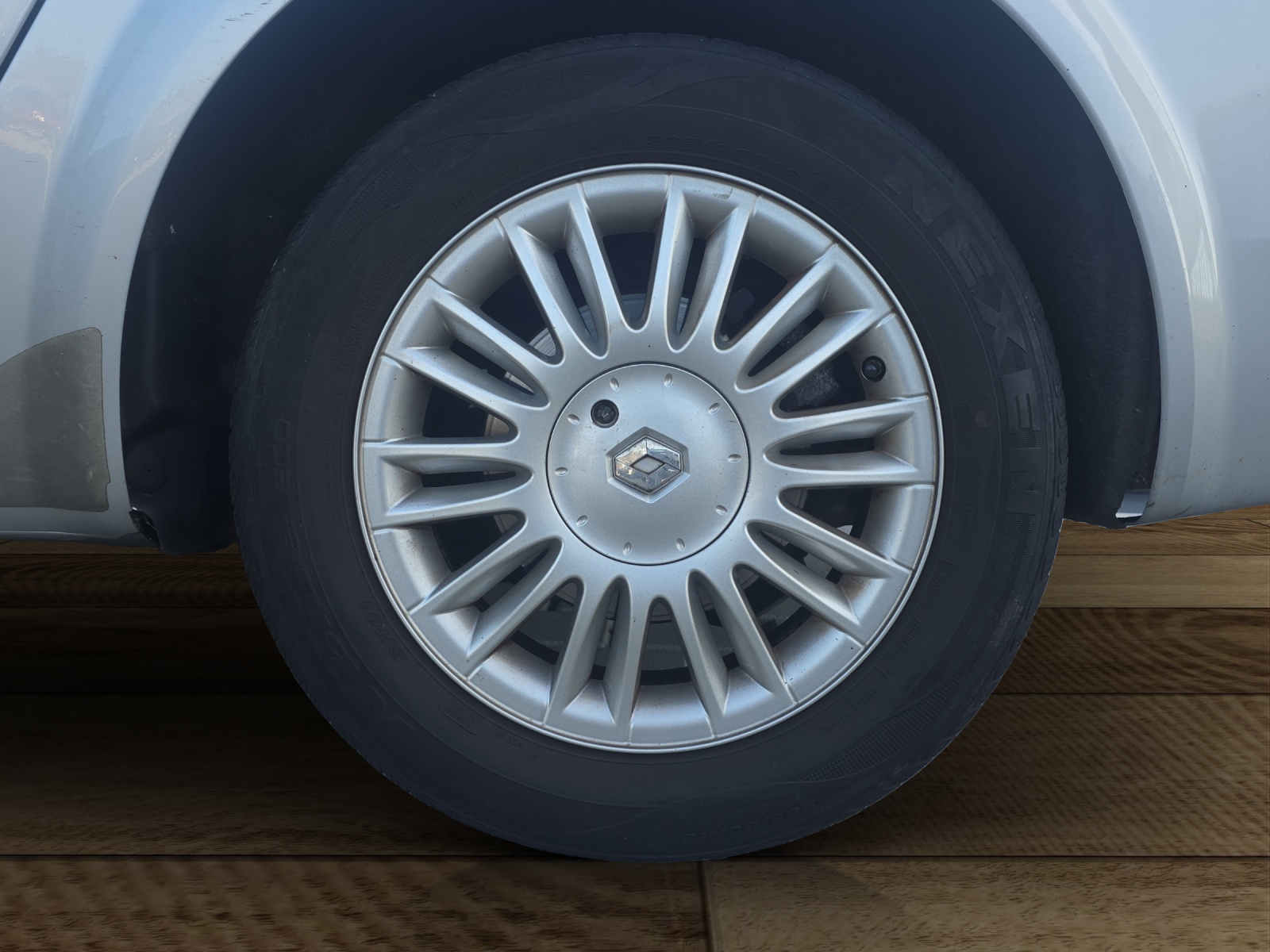 RENAULT Grand Scénic 2.0 16V Privilège-image-14