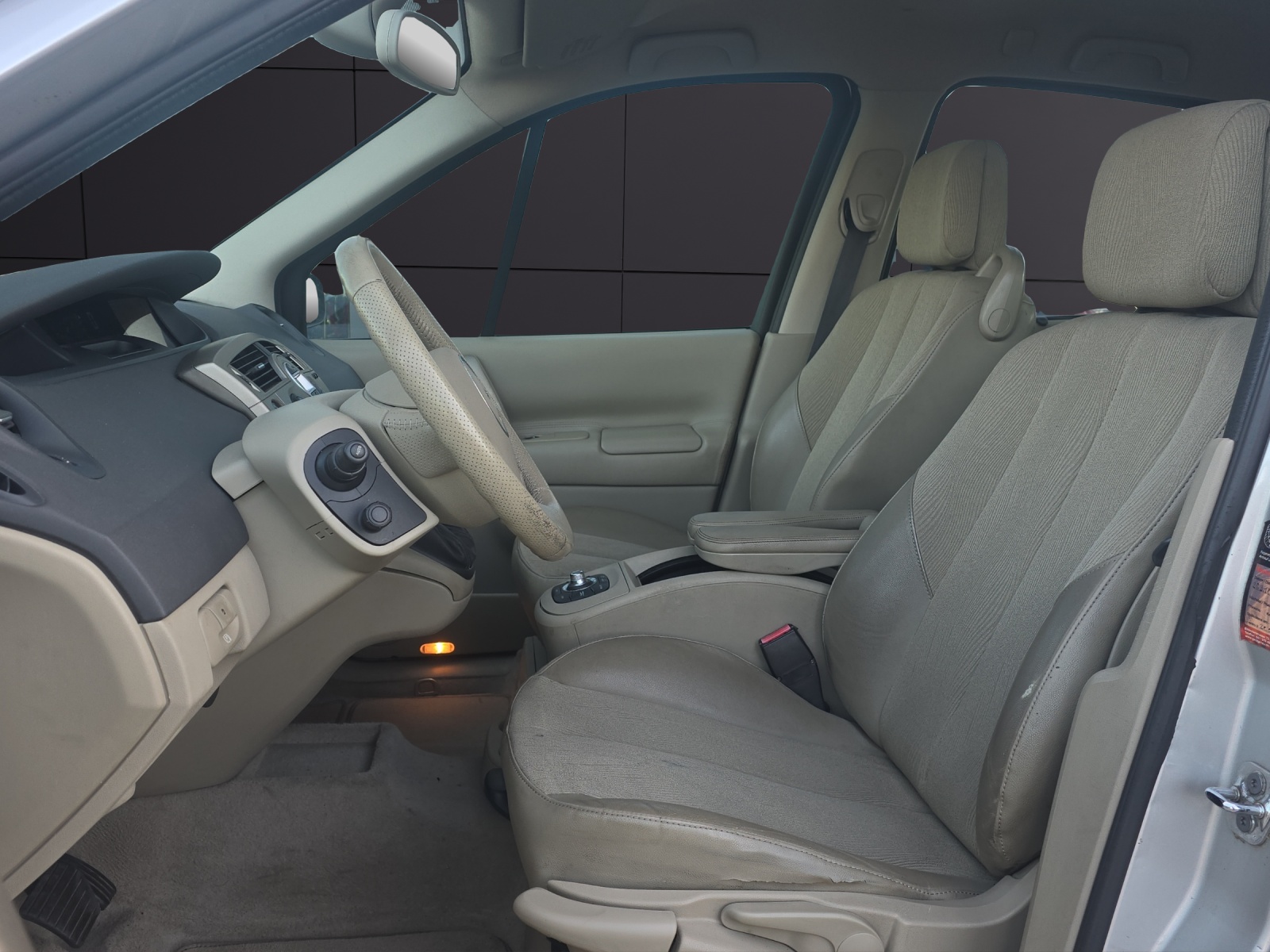 RENAULT Grand Scénic 2.0 16V Privilège-image-8